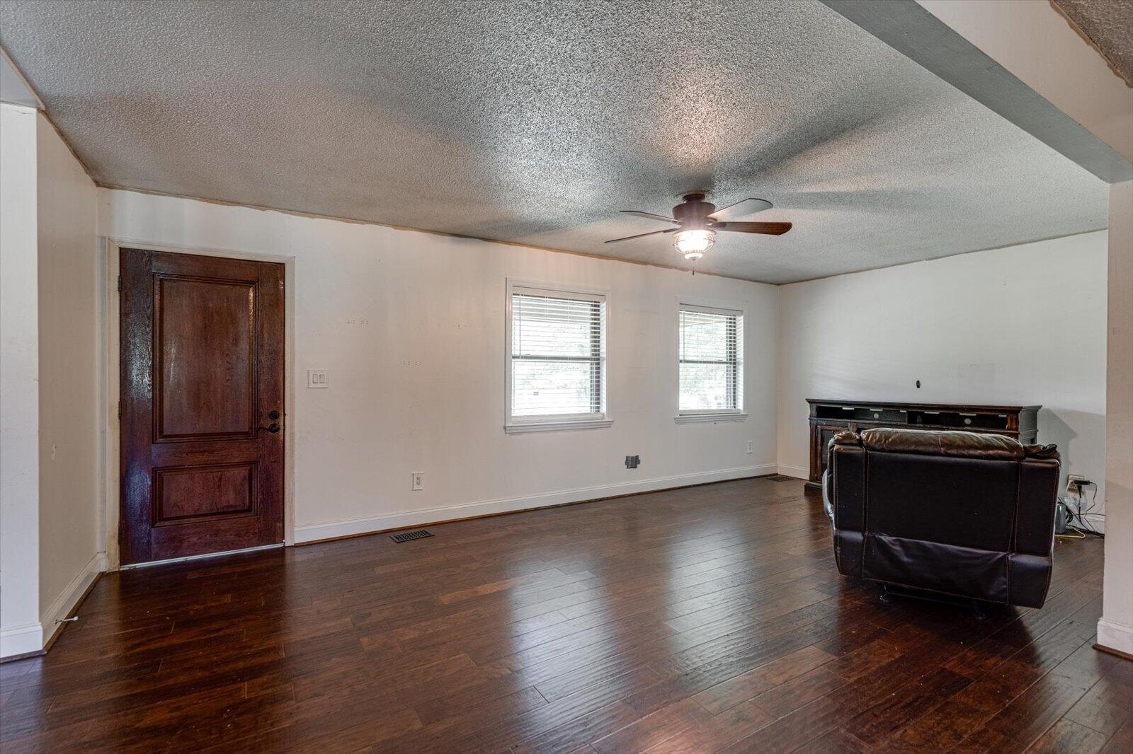 321 Dillon Drive