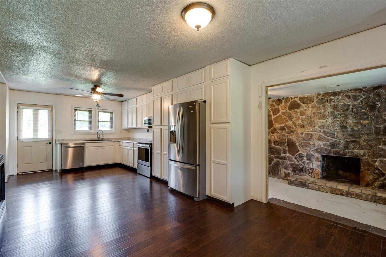 321 Dillon Drive