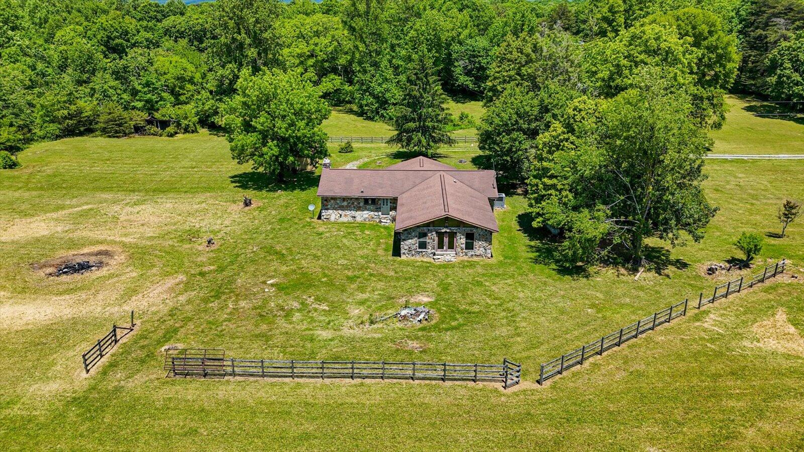 321 Dillon Drive