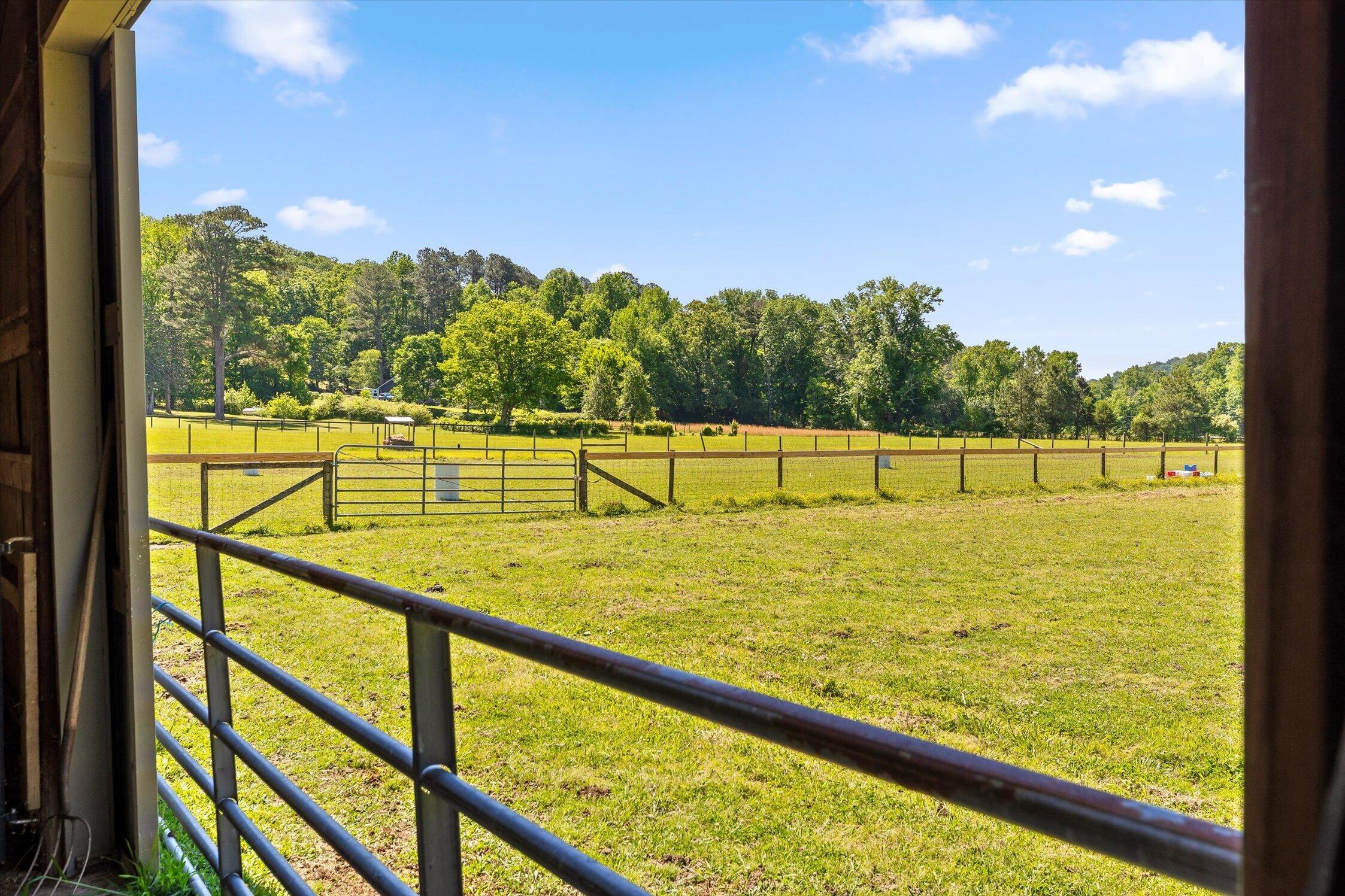 7117 White Oak Valley Road, McDonald