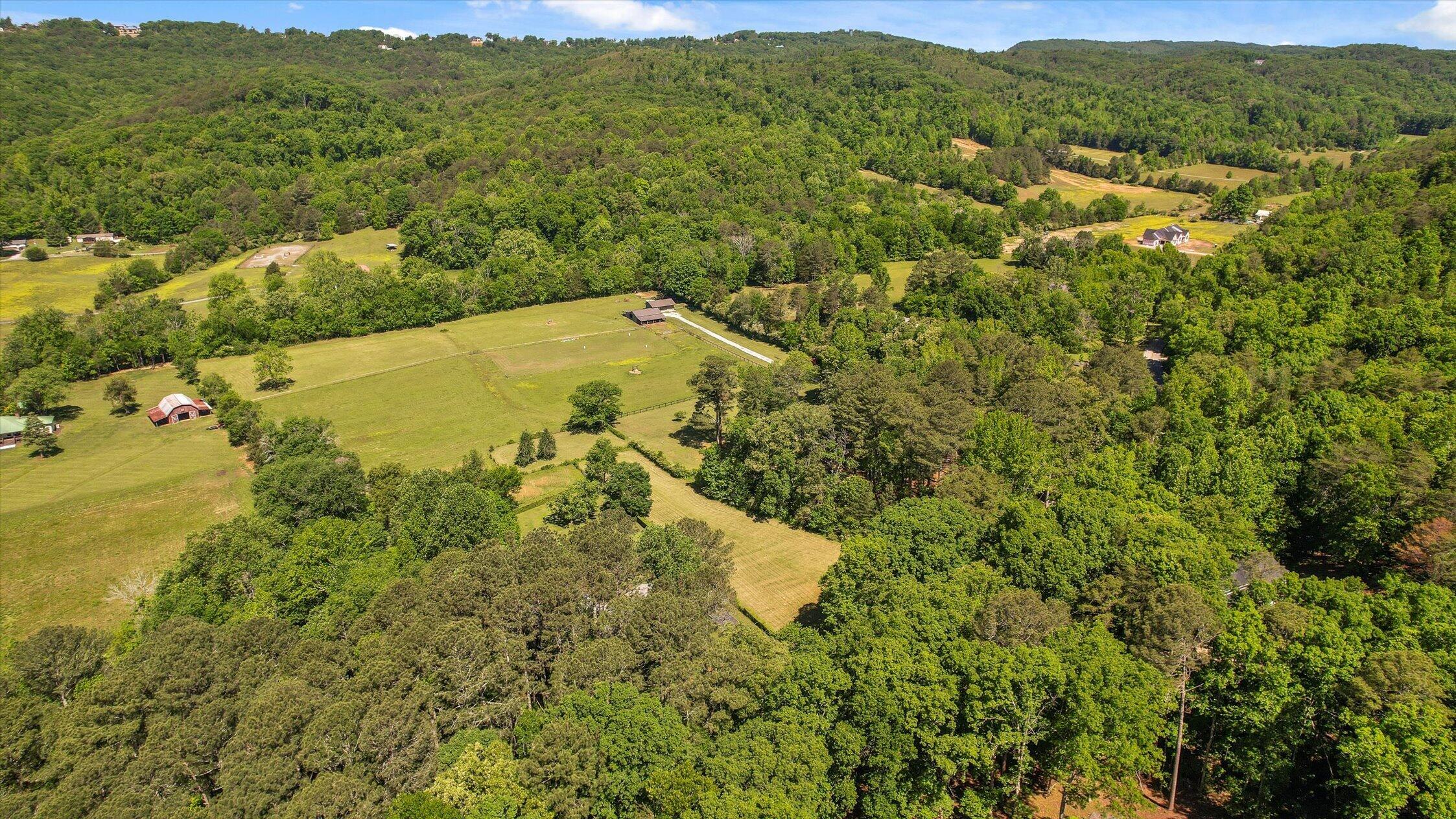 7117 White Oak Valley Road, McDonald