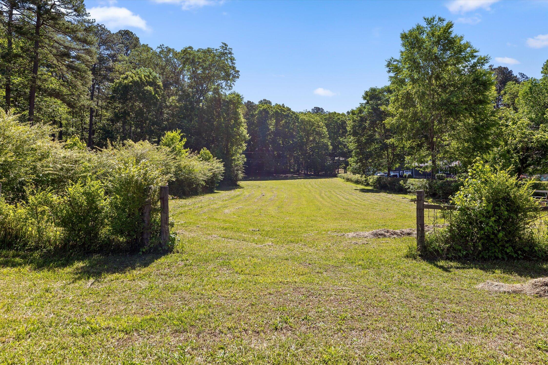 7117 White Oak Valley Road, McDonald