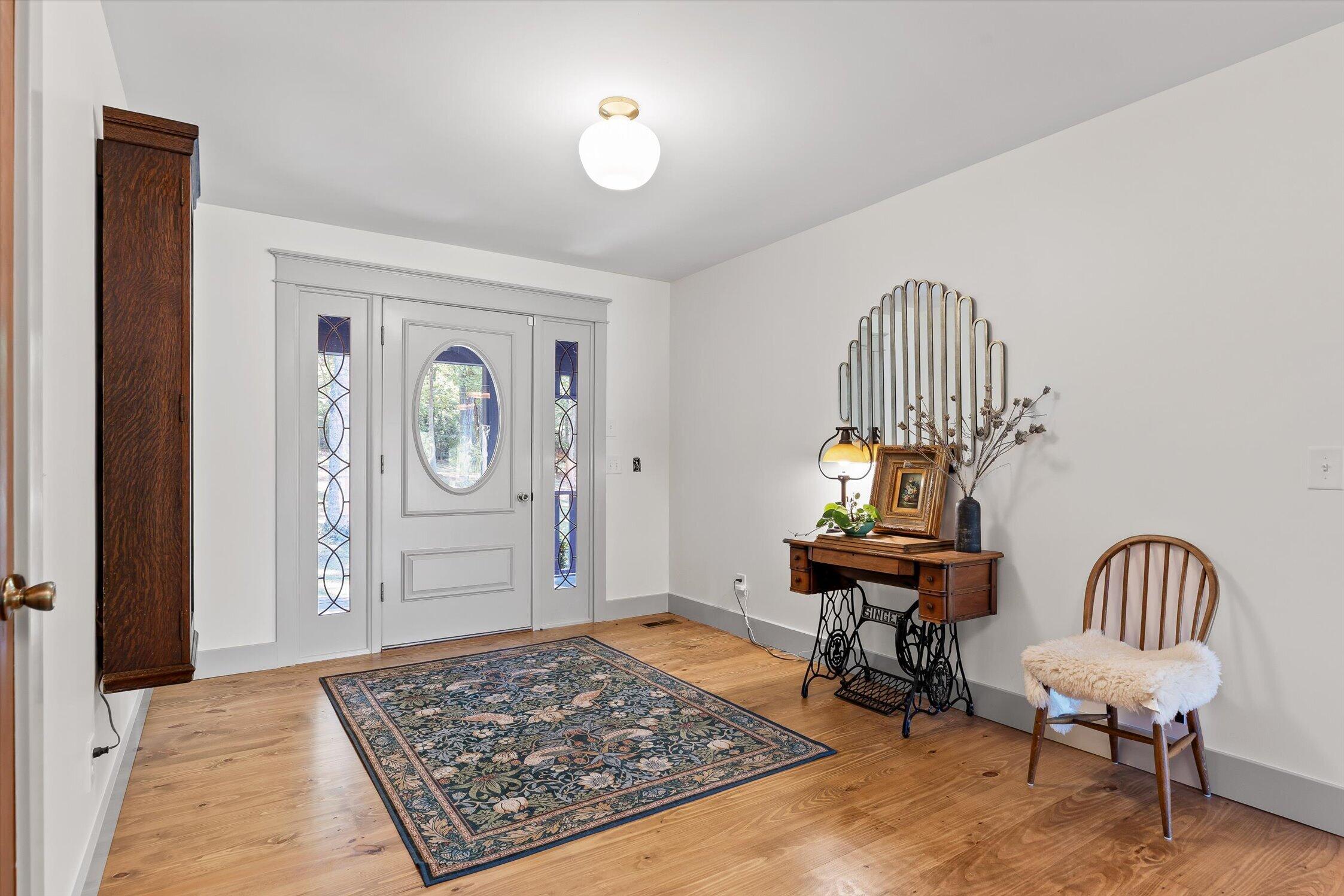 7117 White Oak Valley Road, McDonald