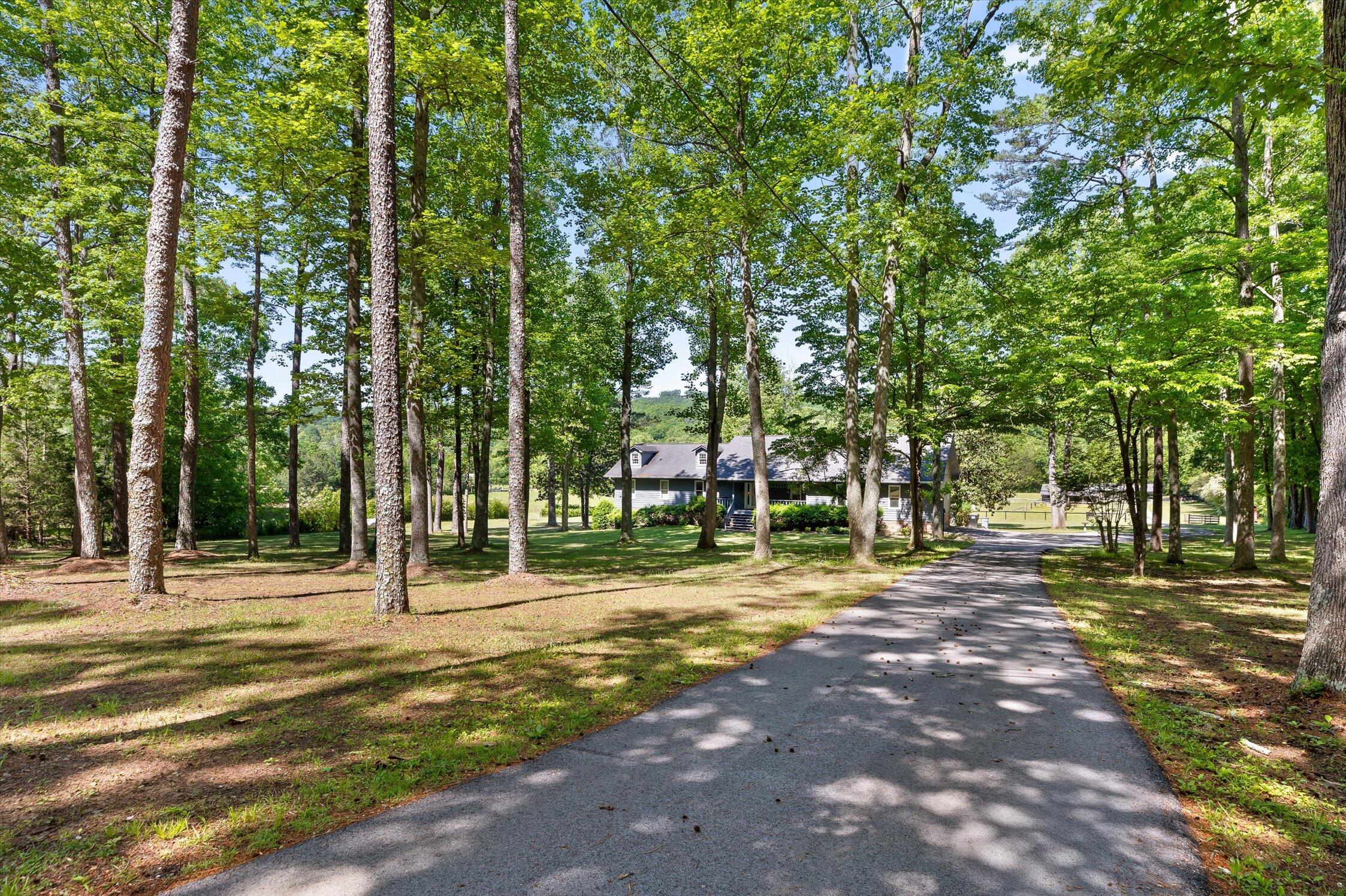 7117 White Oak Valley Road, McDonald