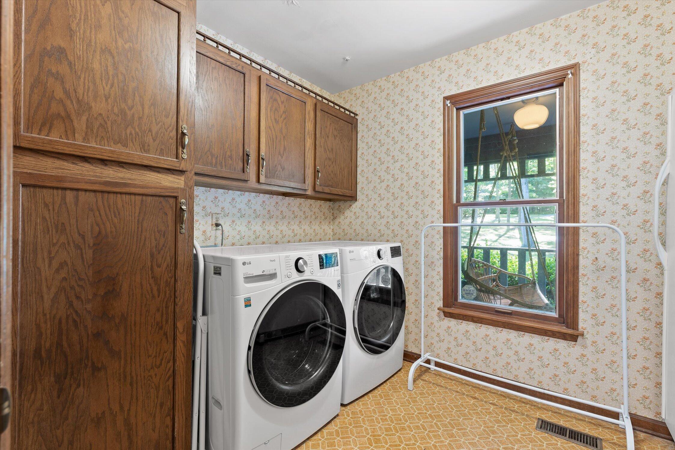 7117 White Oak Valley Road, McDonald