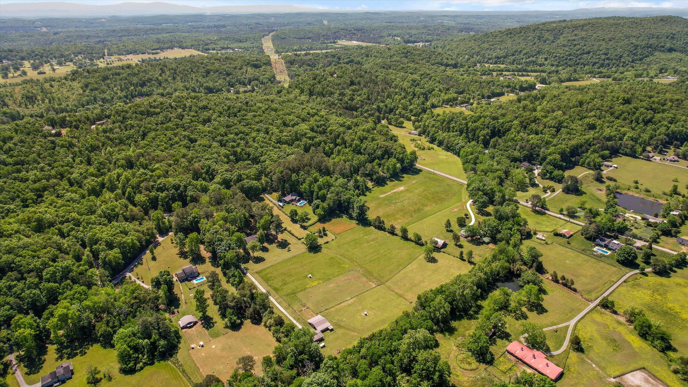 7117 White Oak Valley Road, McDonald