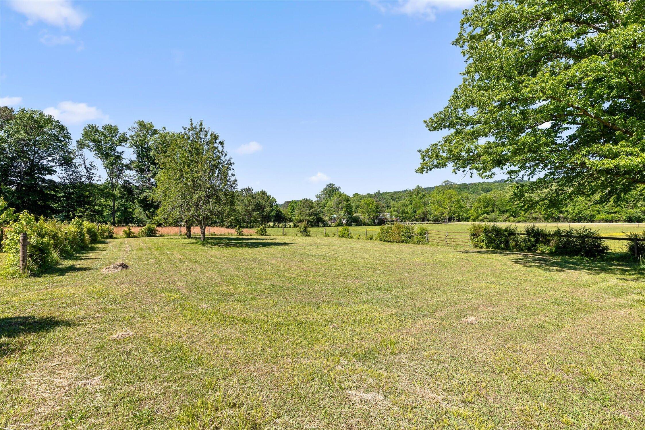 7117 White Oak Valley Road, McDonald