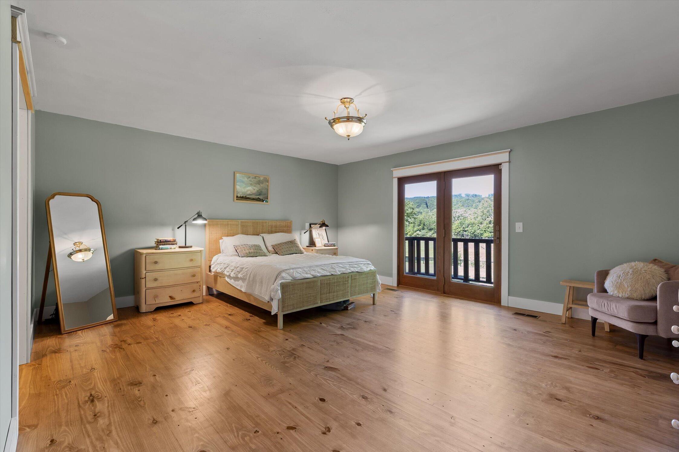 7117 White Oak Valley Road, McDonald