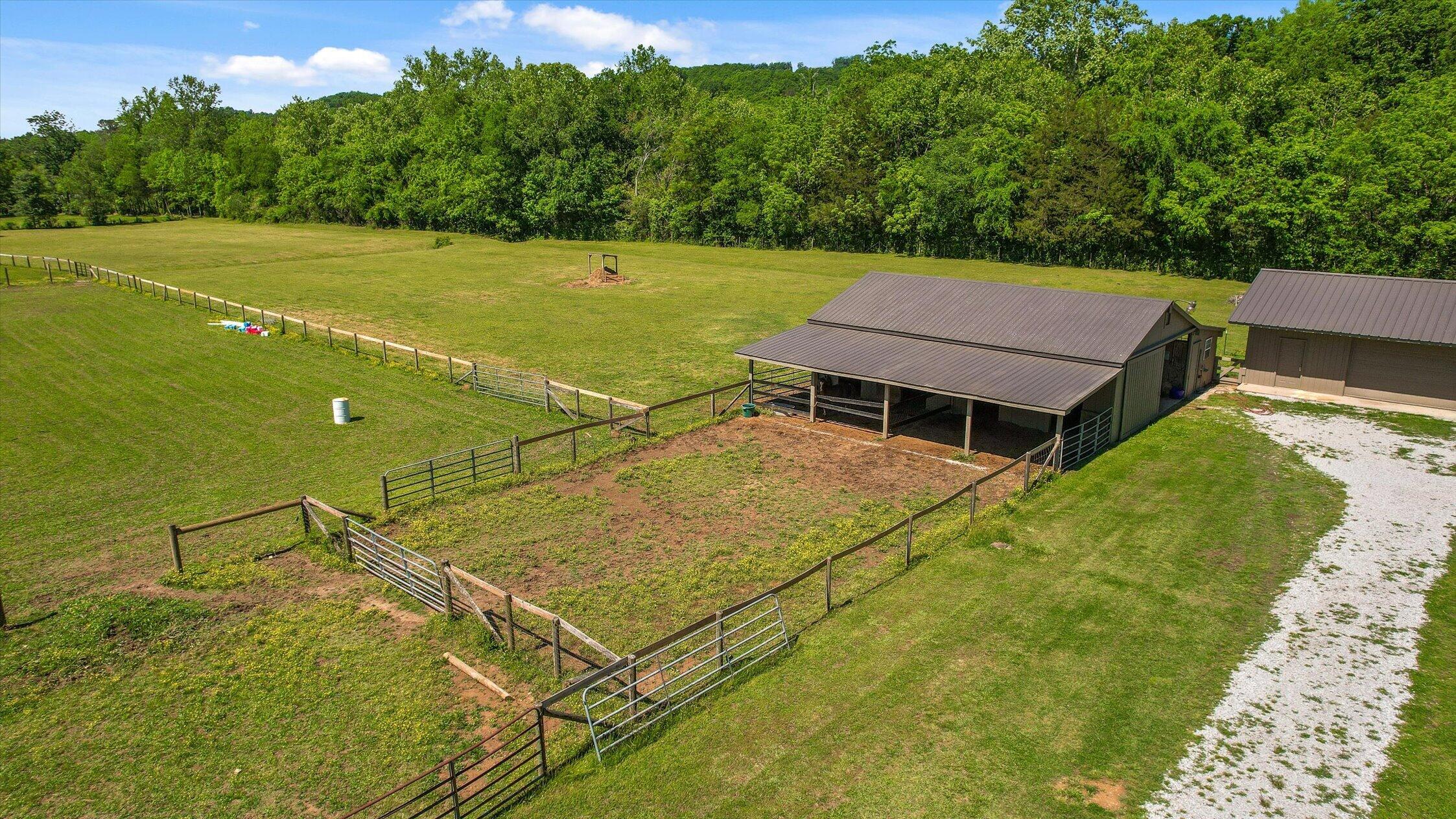 7117 White Oak Valley Road, McDonald