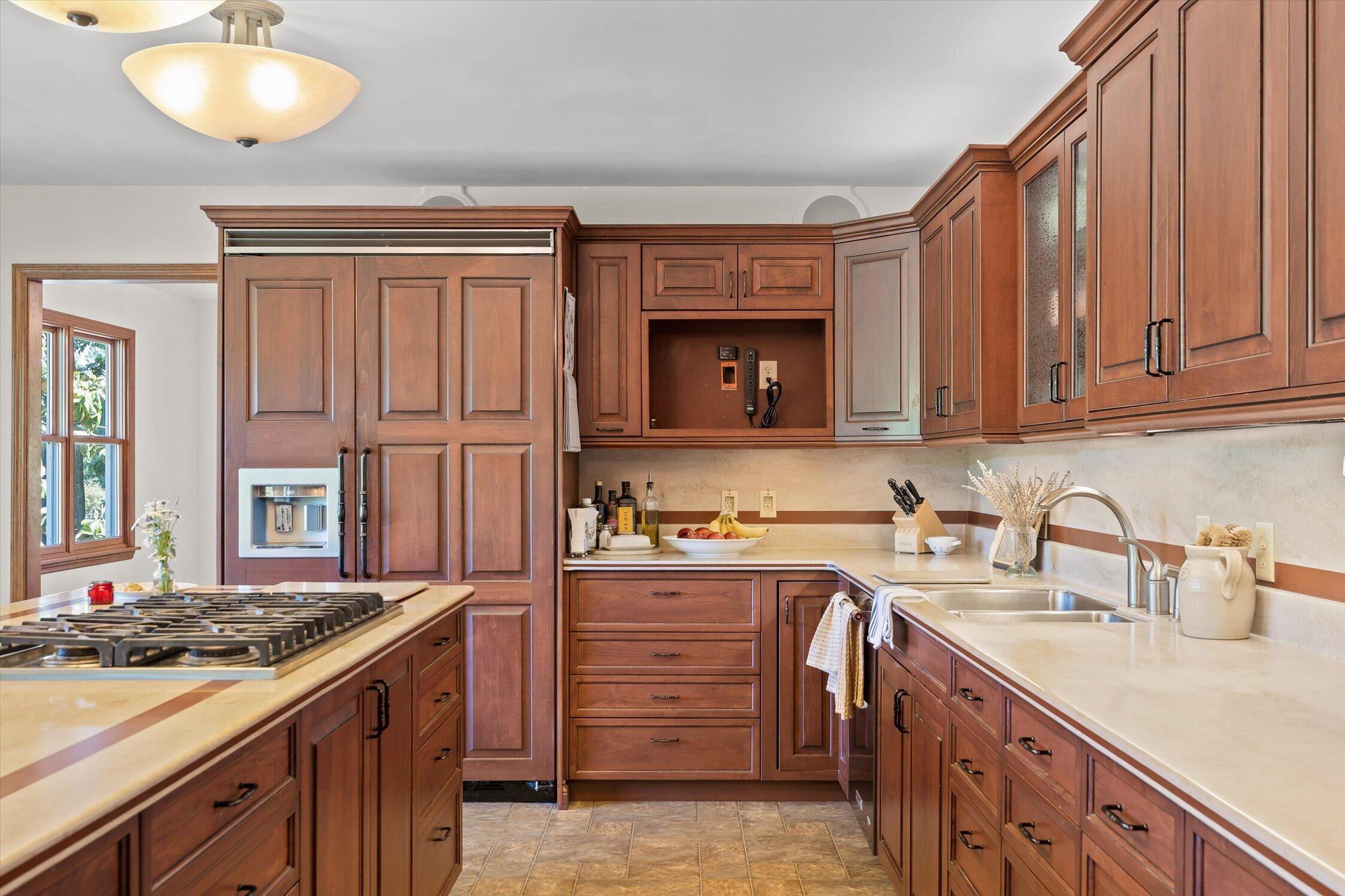 7117 White Oak Valley Road, McDonald