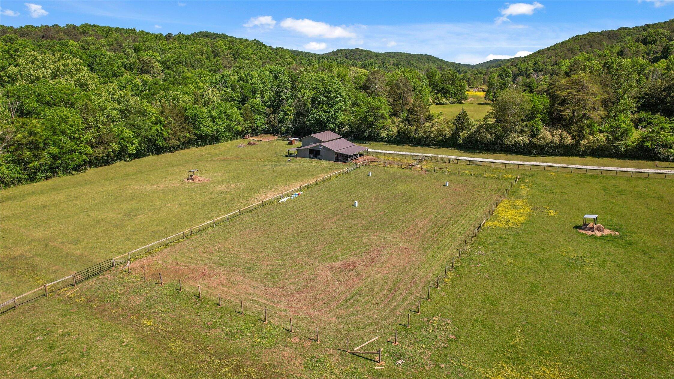 7117 White Oak Valley Road, McDonald