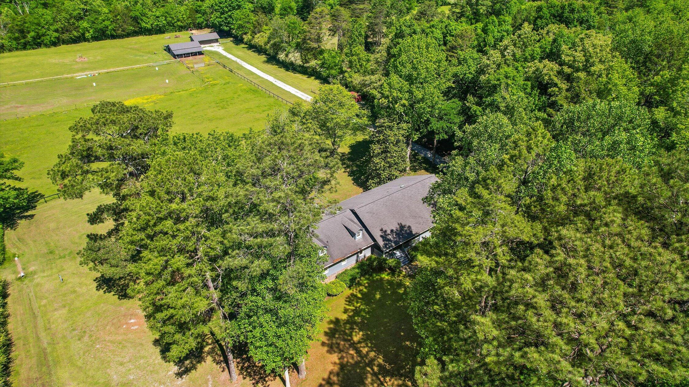 7117 White Oak Valley Road, McDonald