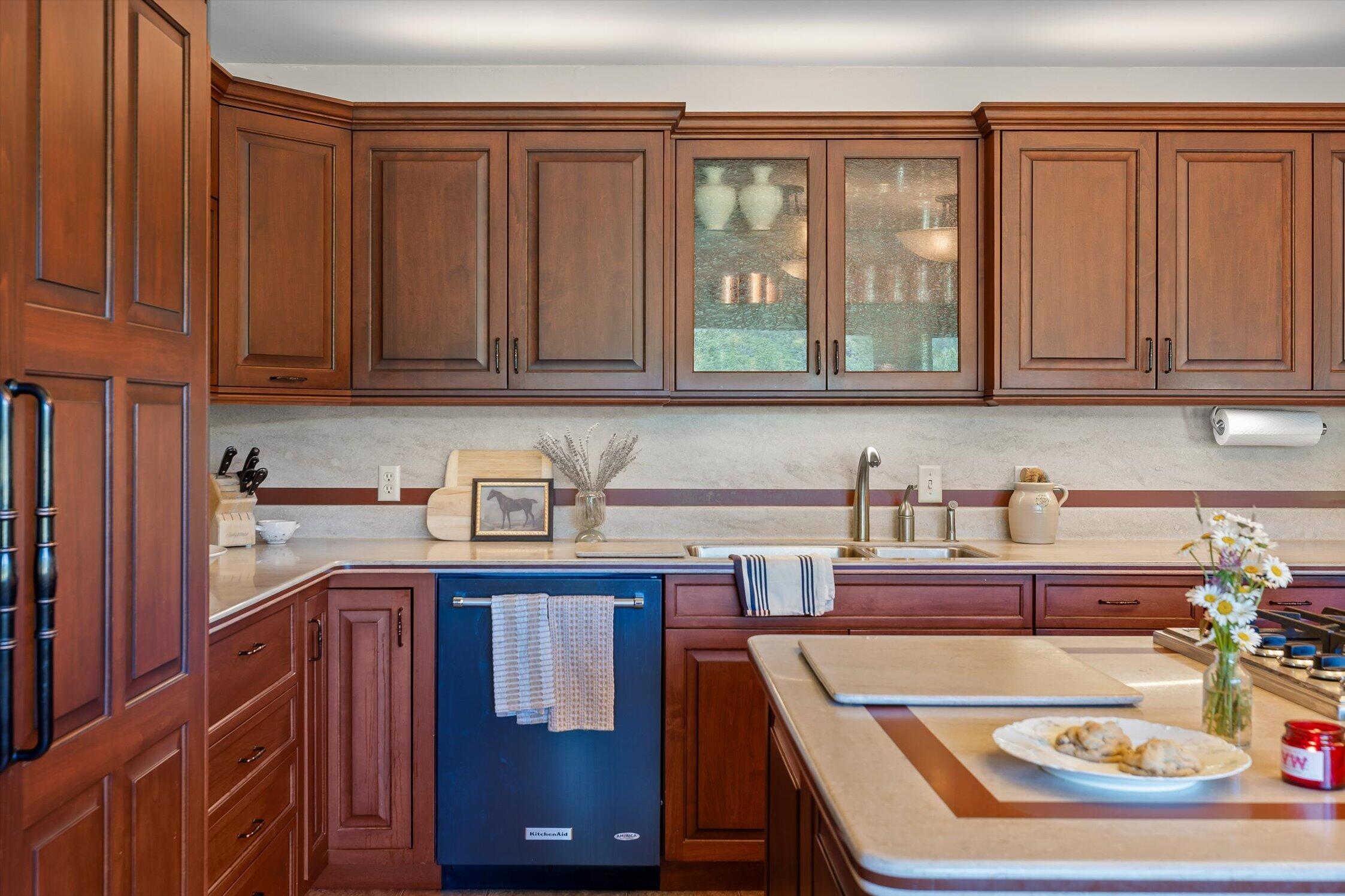 7117 White Oak Valley Road, McDonald