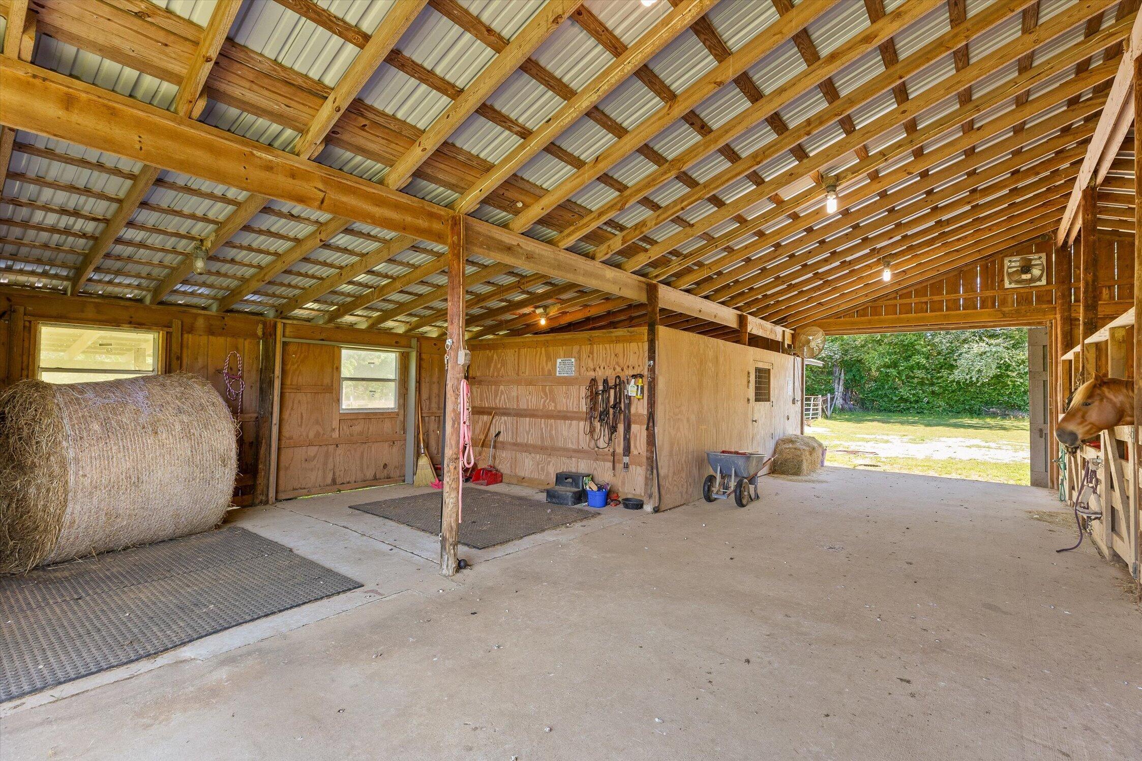 7117 White Oak Valley Road, McDonald