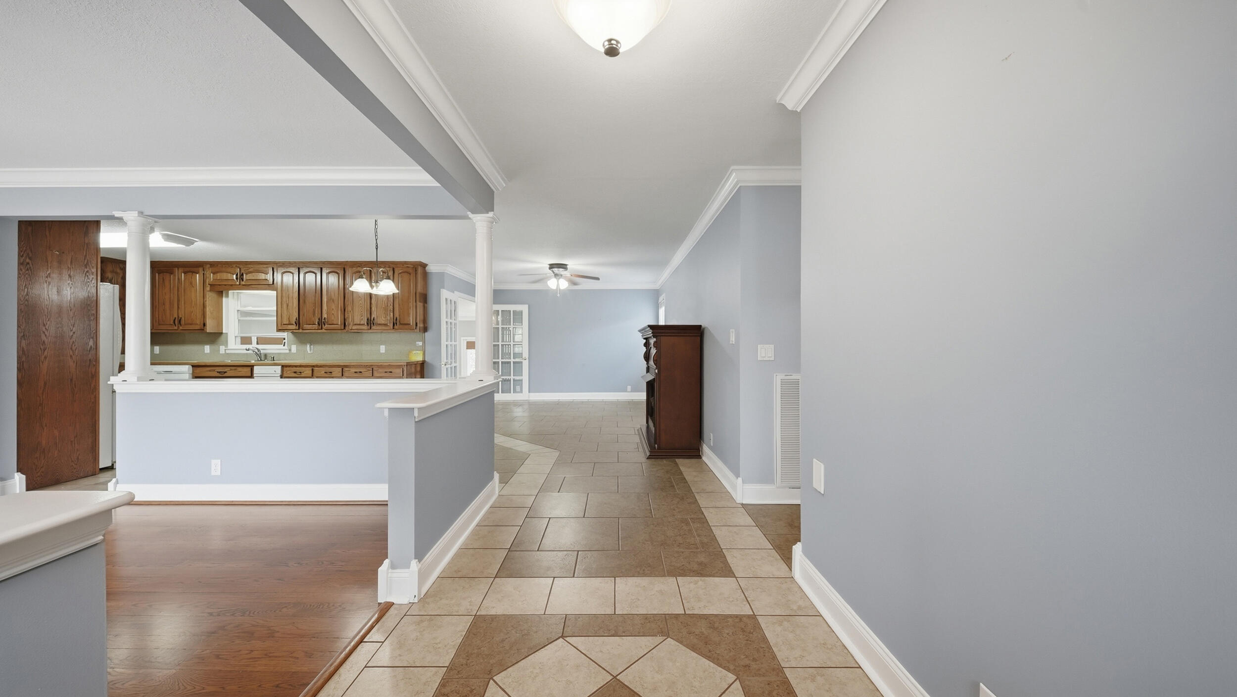 605 Falls View Drive