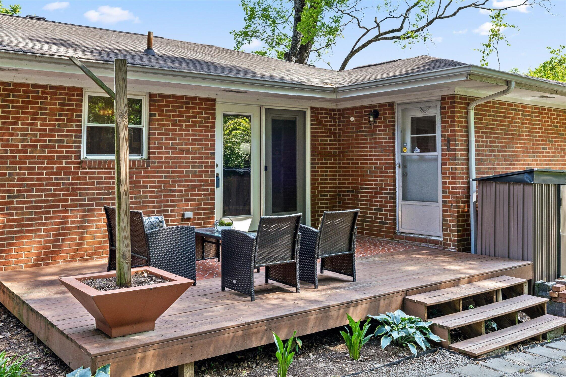 405 N Seminole Drive