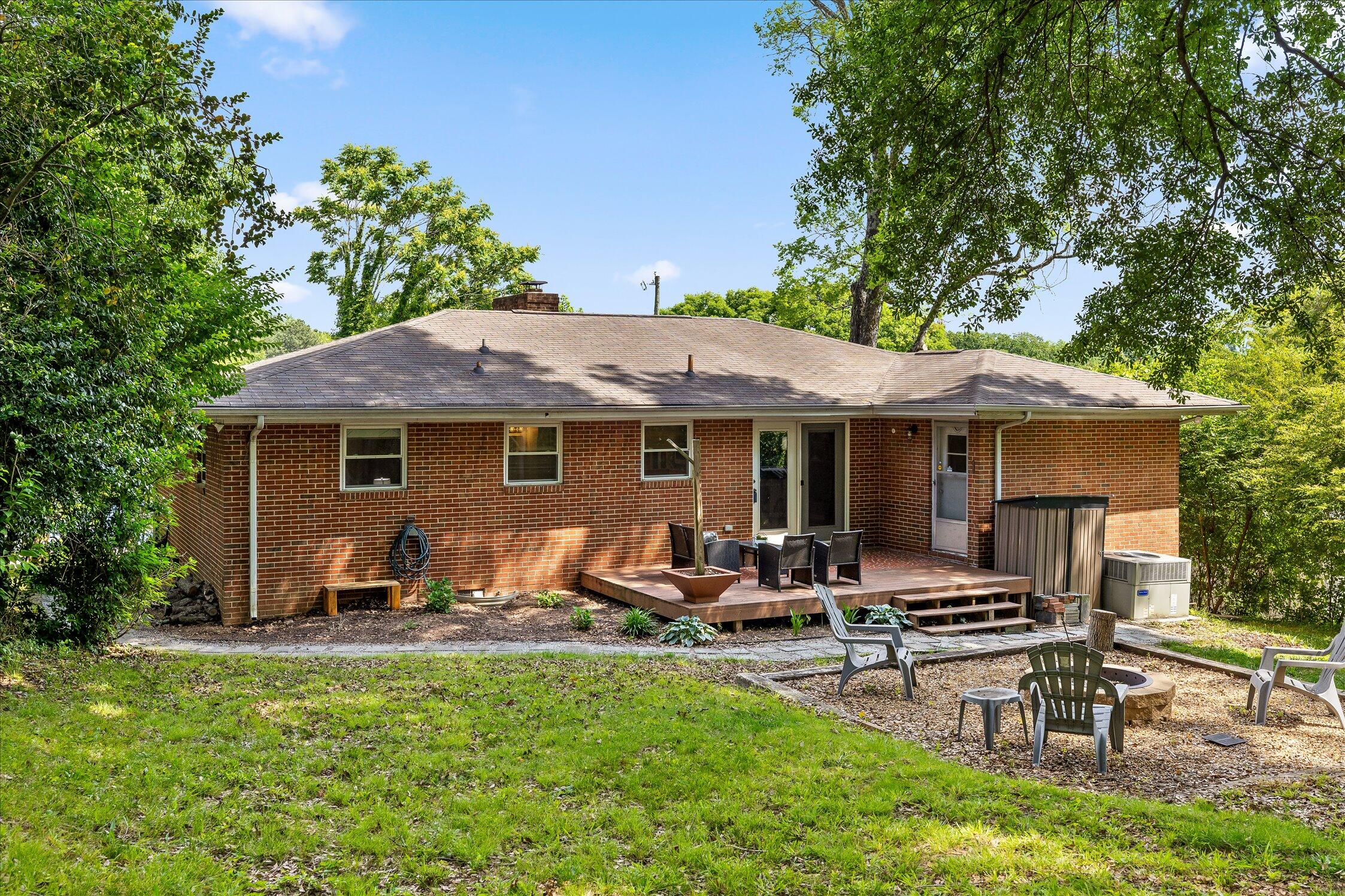 405 N Seminole Drive