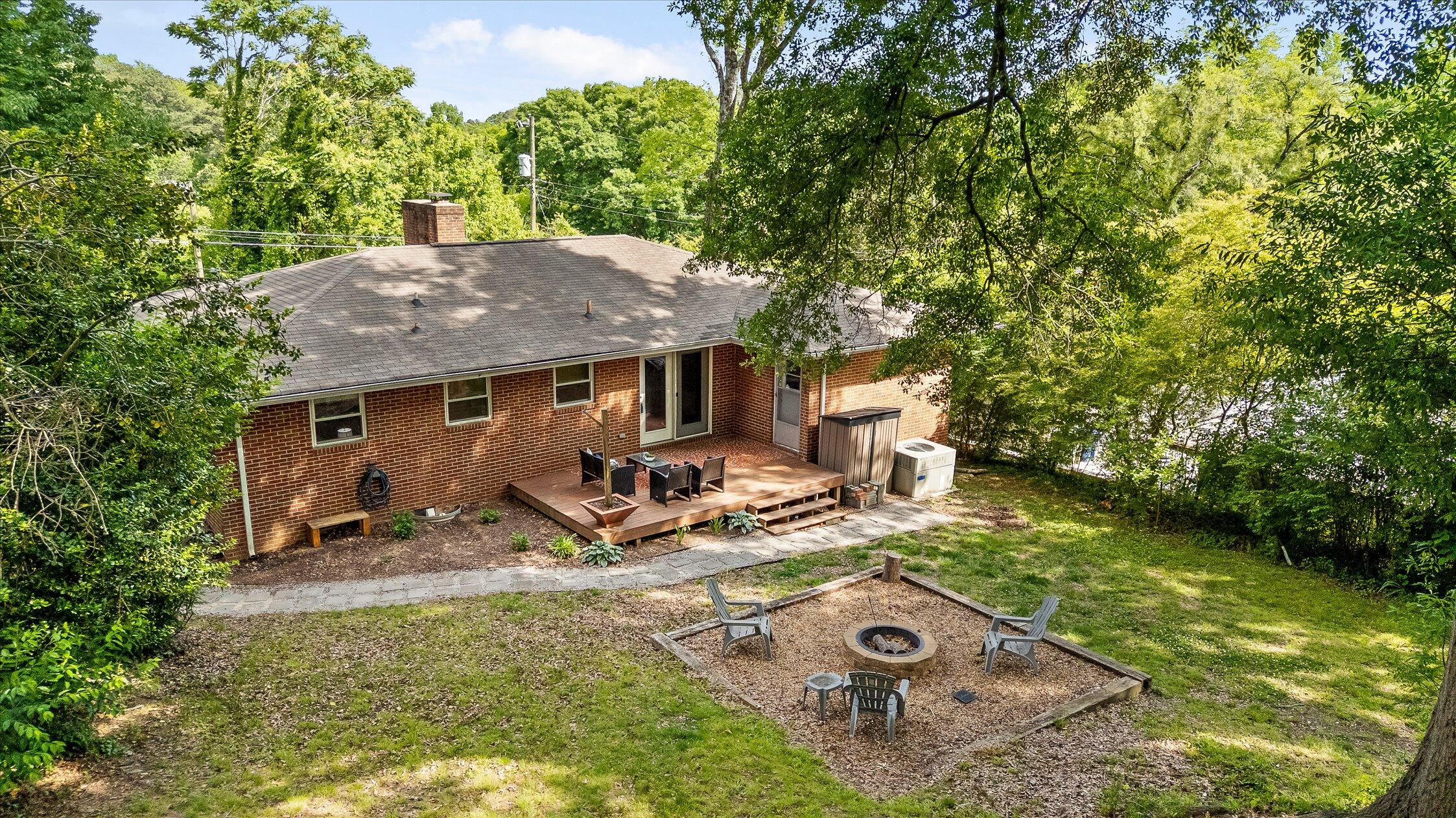 405 N Seminole Drive