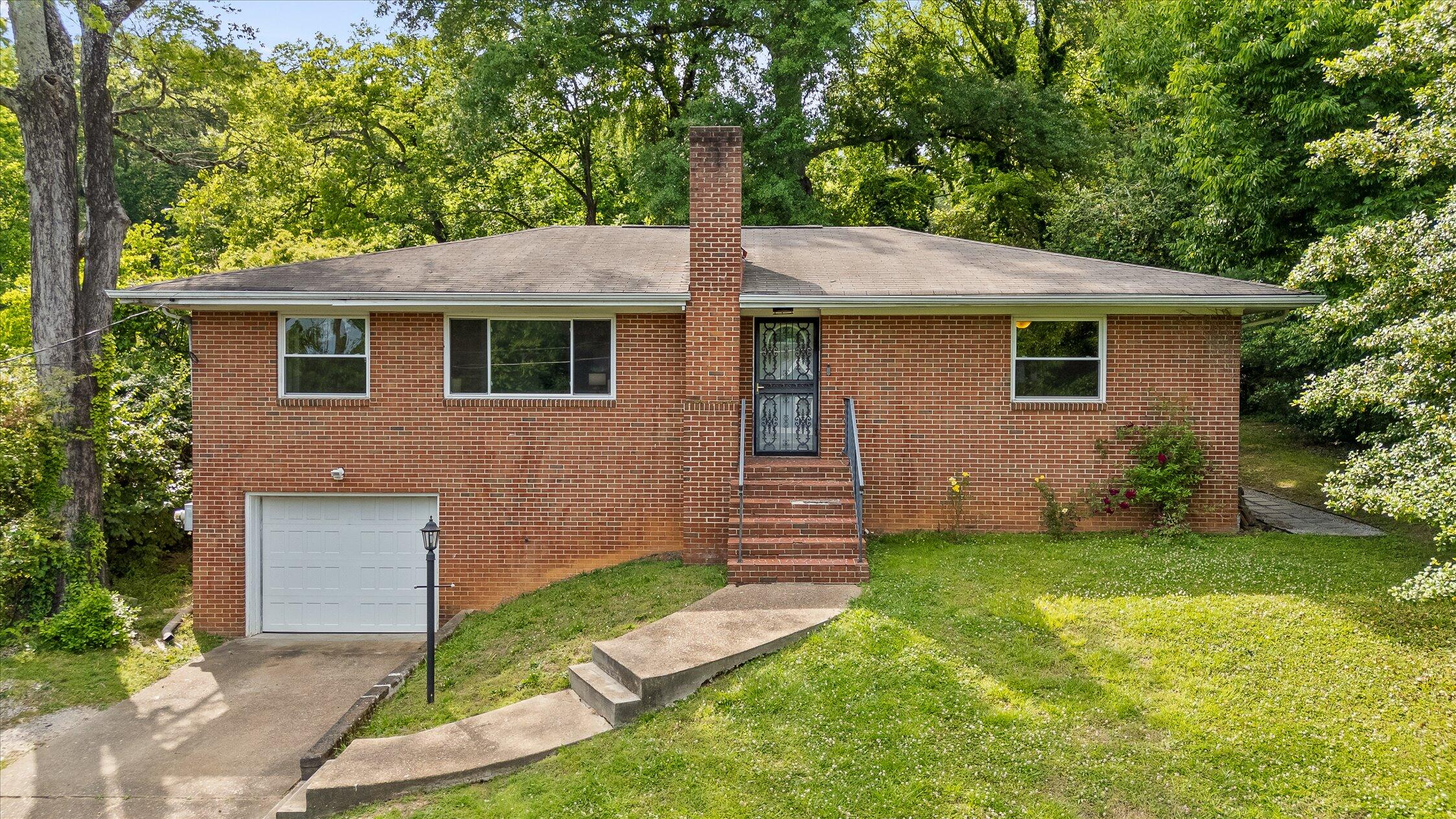 405 N Seminole Drive