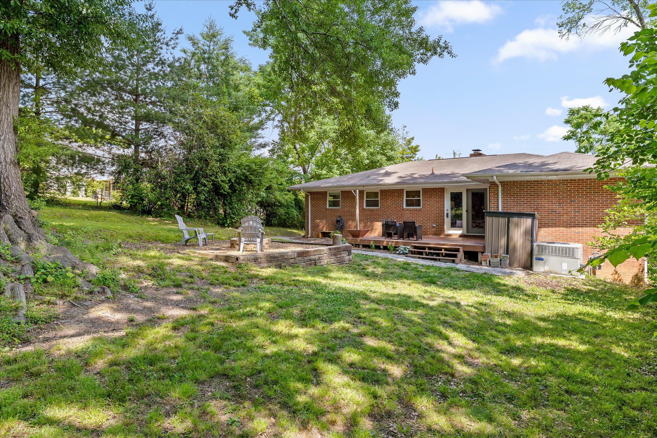 405 N Seminole Drive