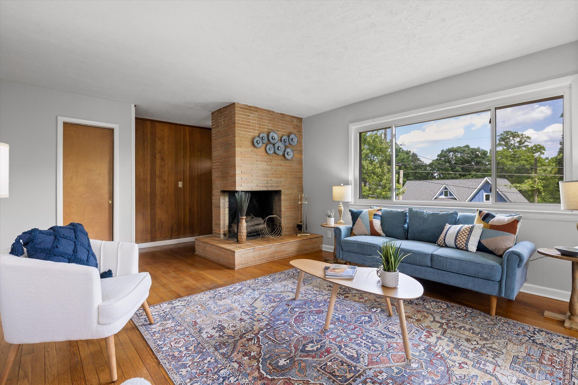 405 N Seminole Drive
