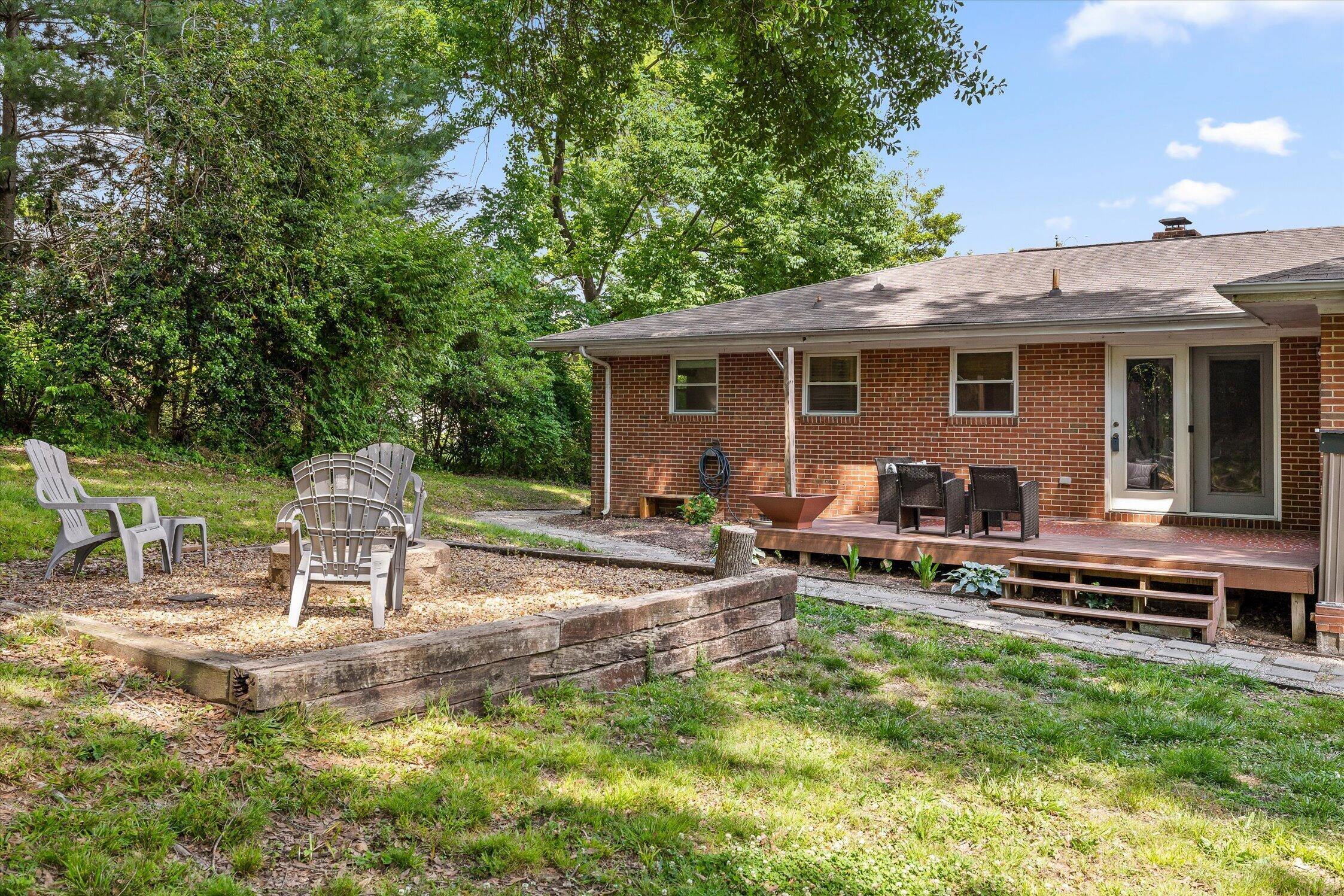 405 N Seminole Drive