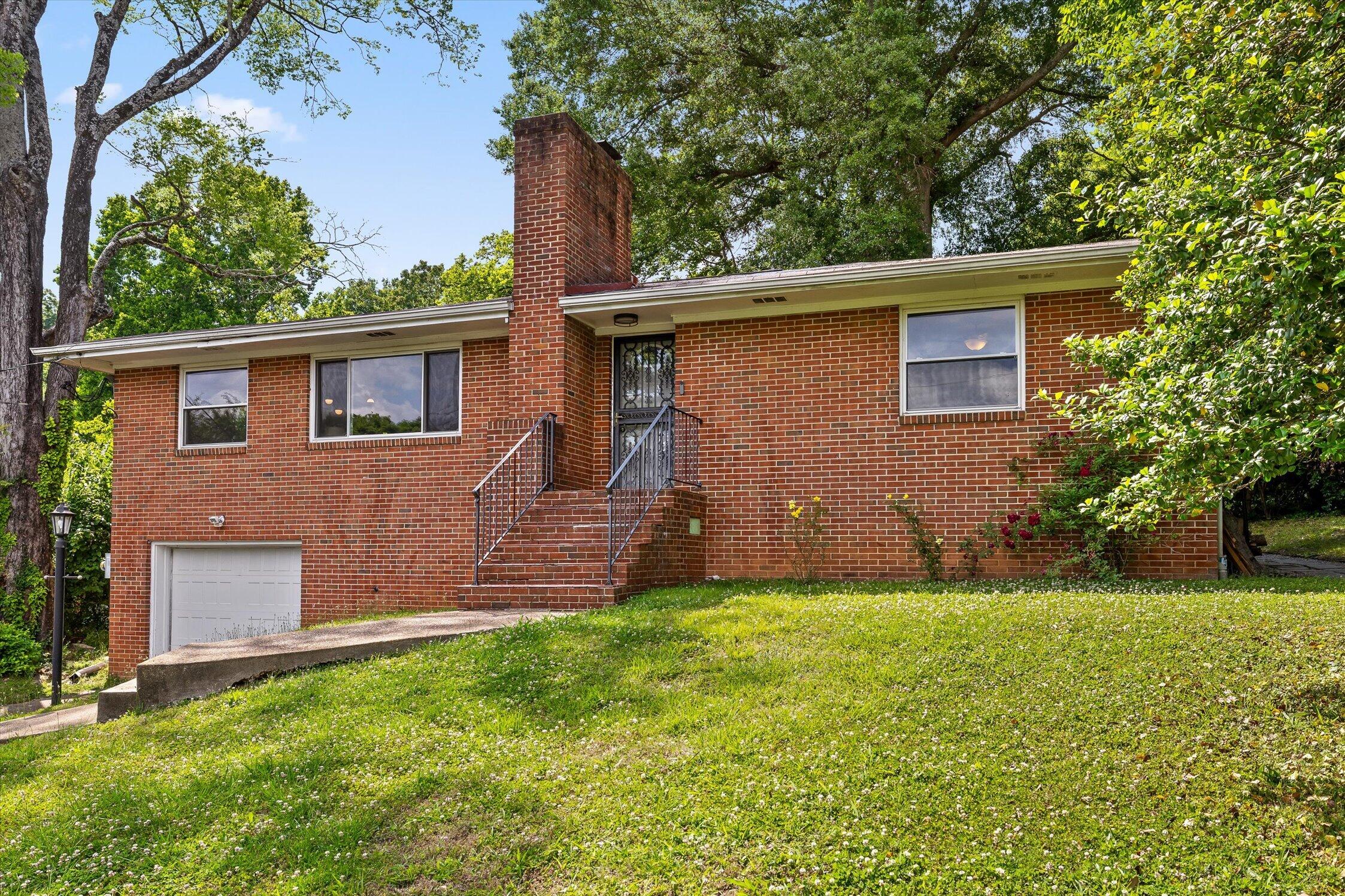 405 N Seminole Drive