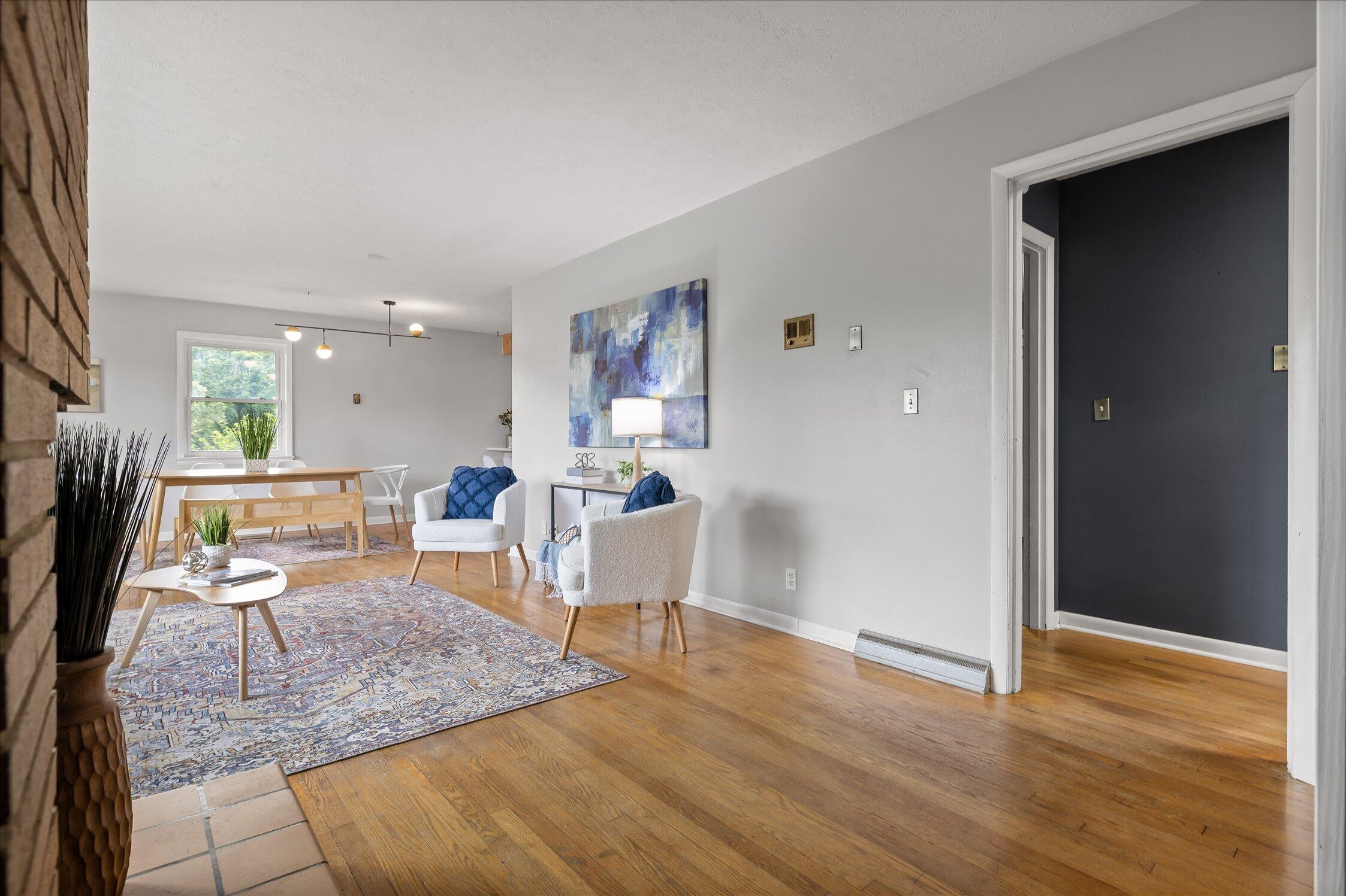 405 N Seminole Drive