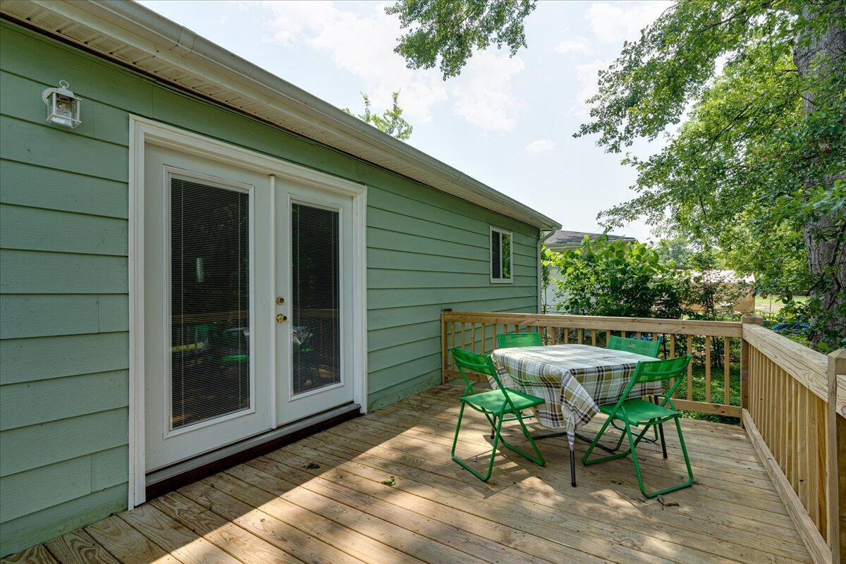 1303 E Sherry Drive