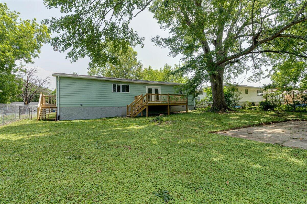 1303 E Sherry Drive