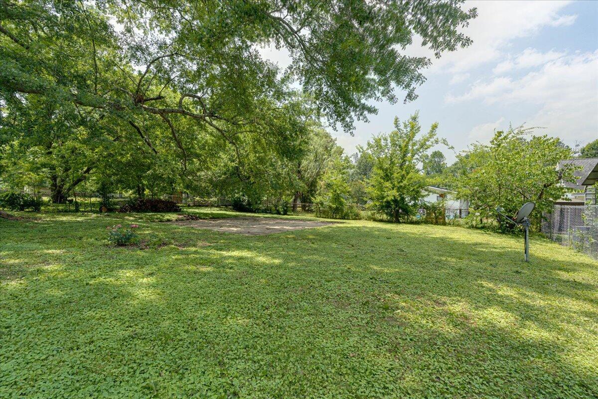1303 E Sherry Drive