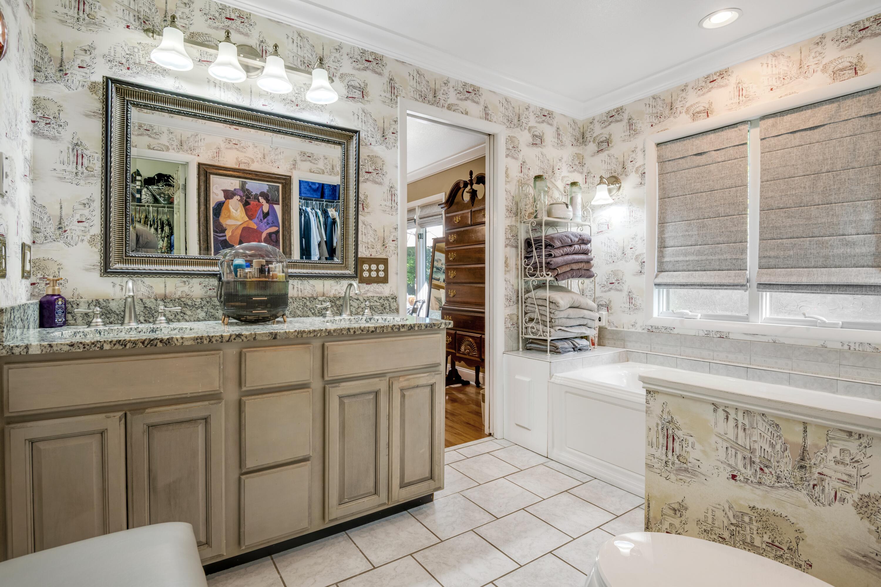 211 Blueberry Hill Road NW