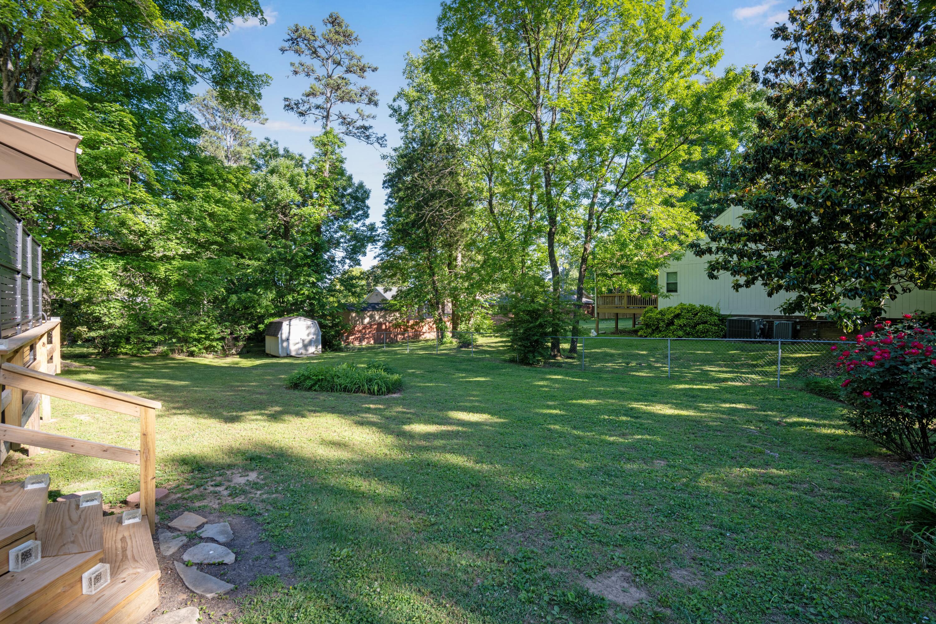 211 Blueberry Hill Road NW
