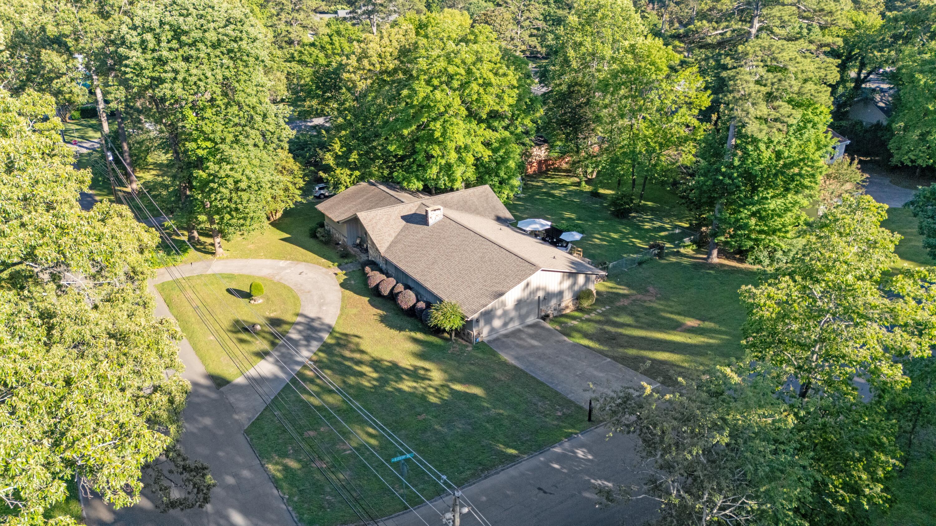 211 Blueberry Hill Road NW