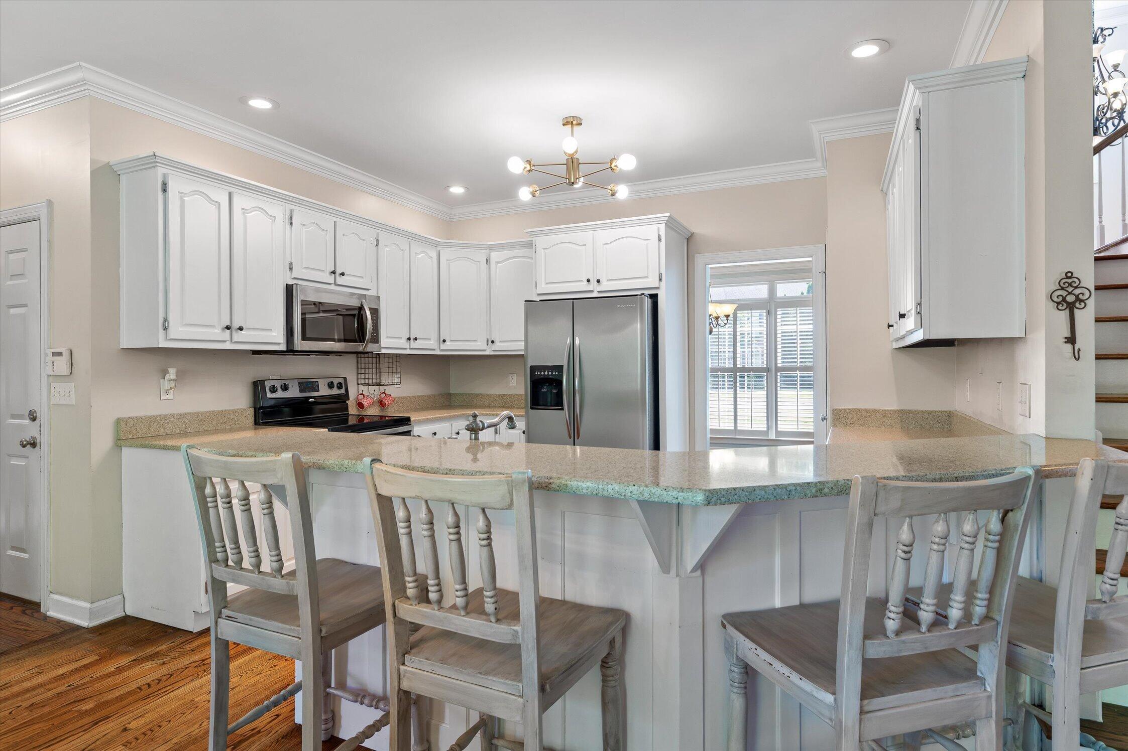 6913 Autumn Lake Trail