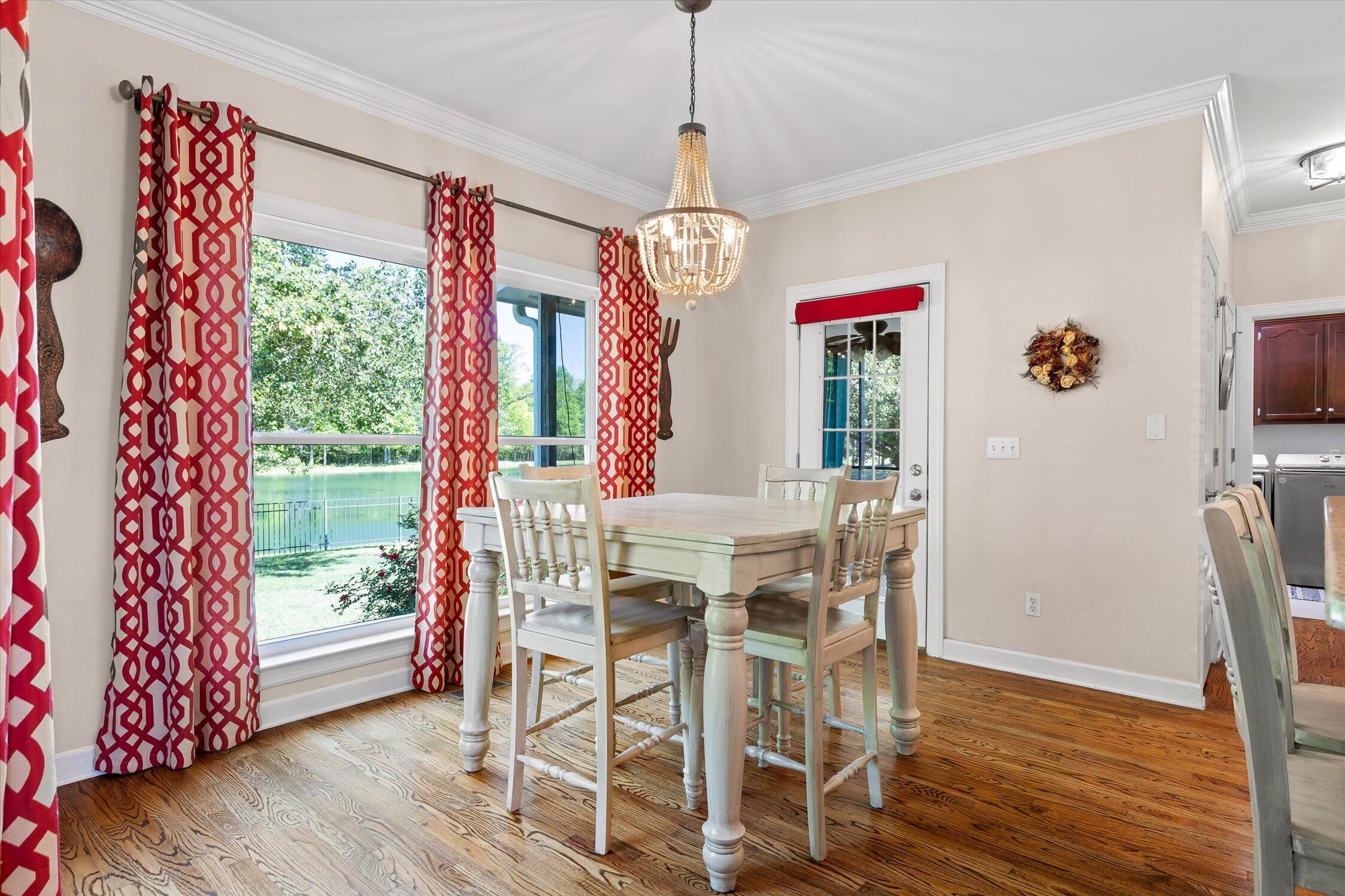 6913 Autumn Lake Trail