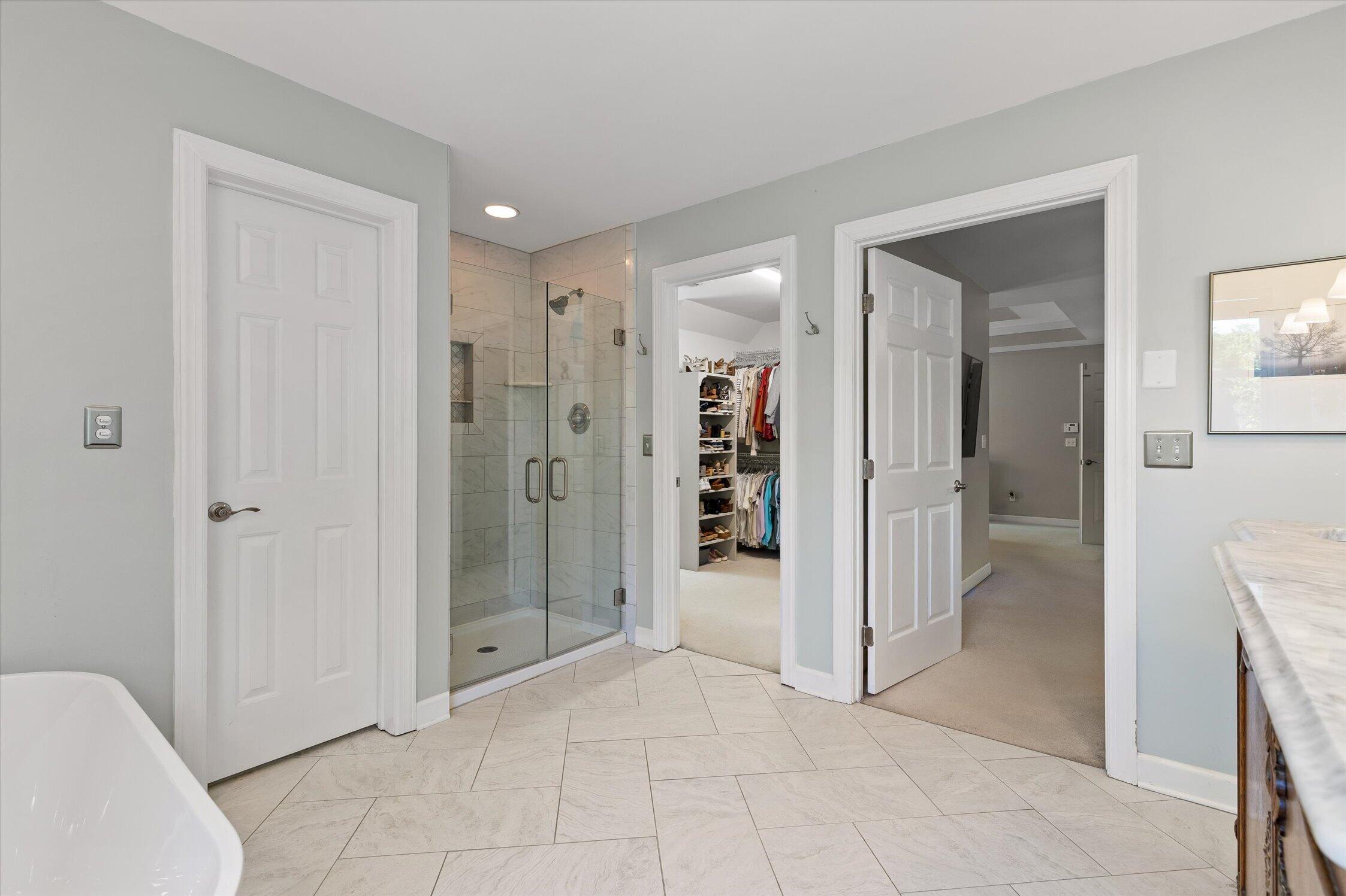 6913 Autumn Lake Trail