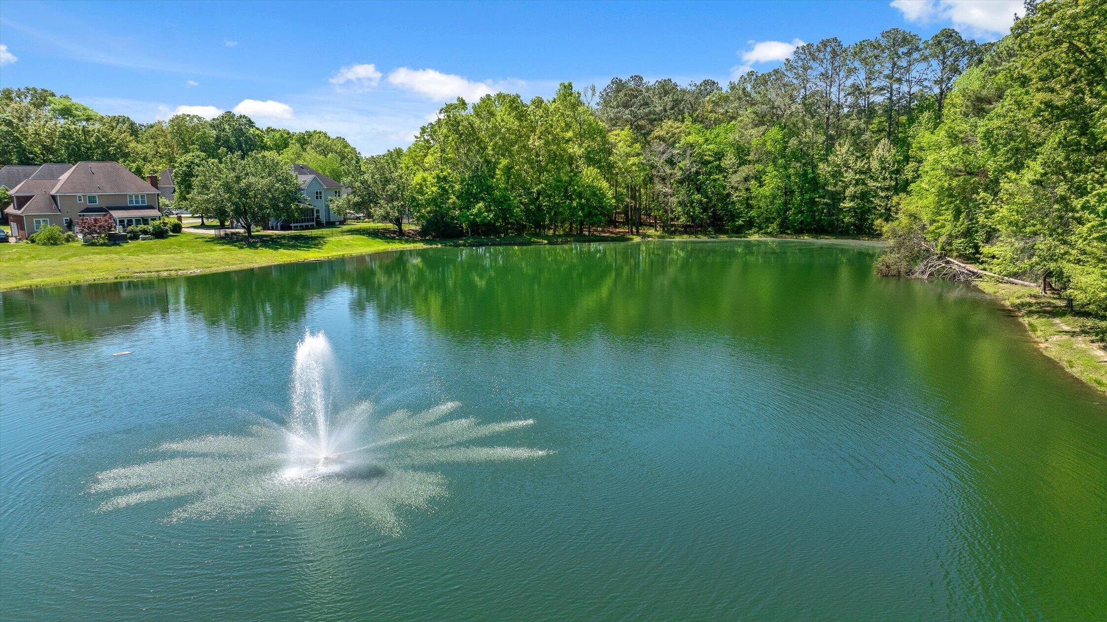 6913 Autumn Lake Trail