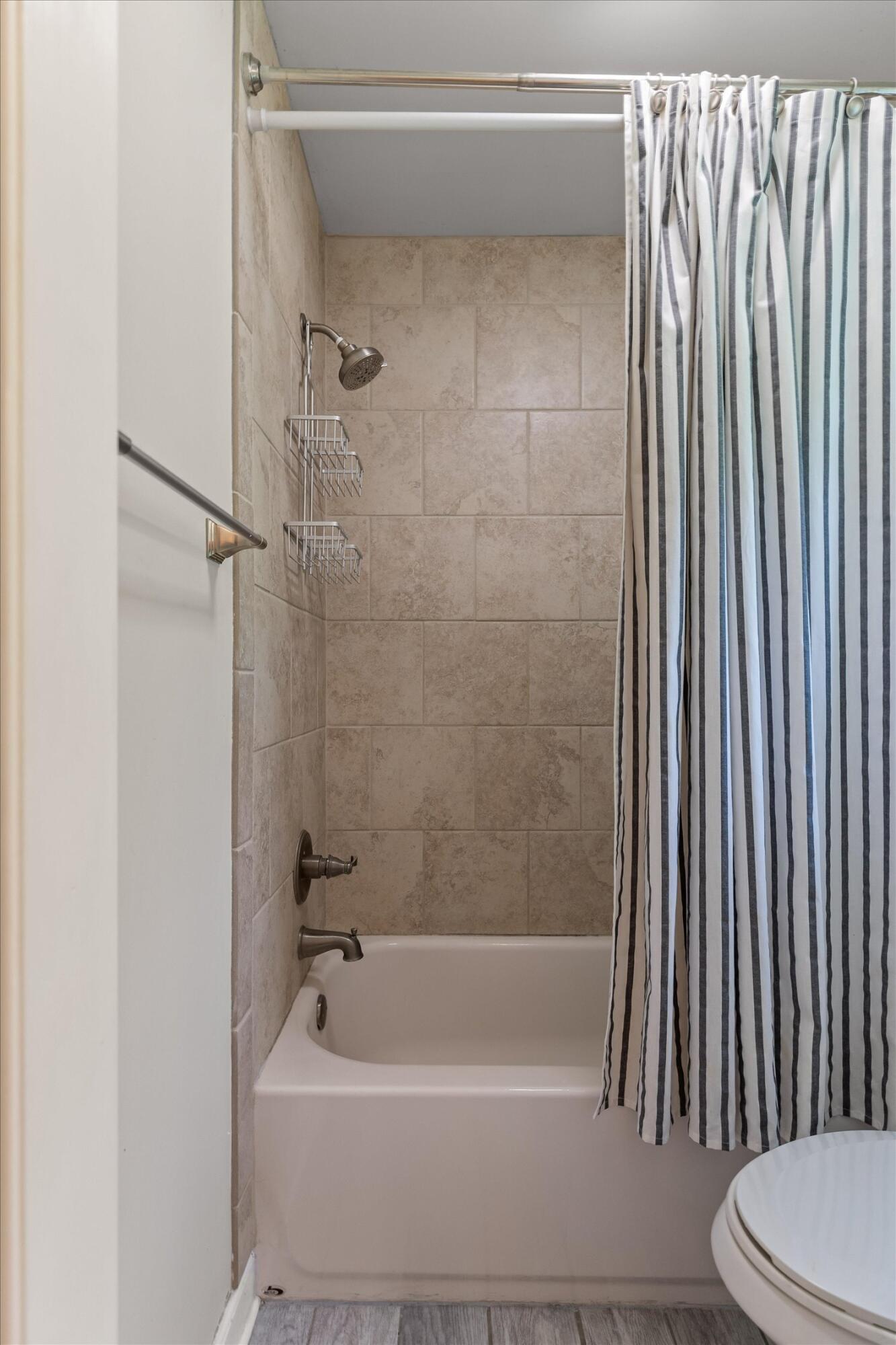 6913 Autumn Lake Trail