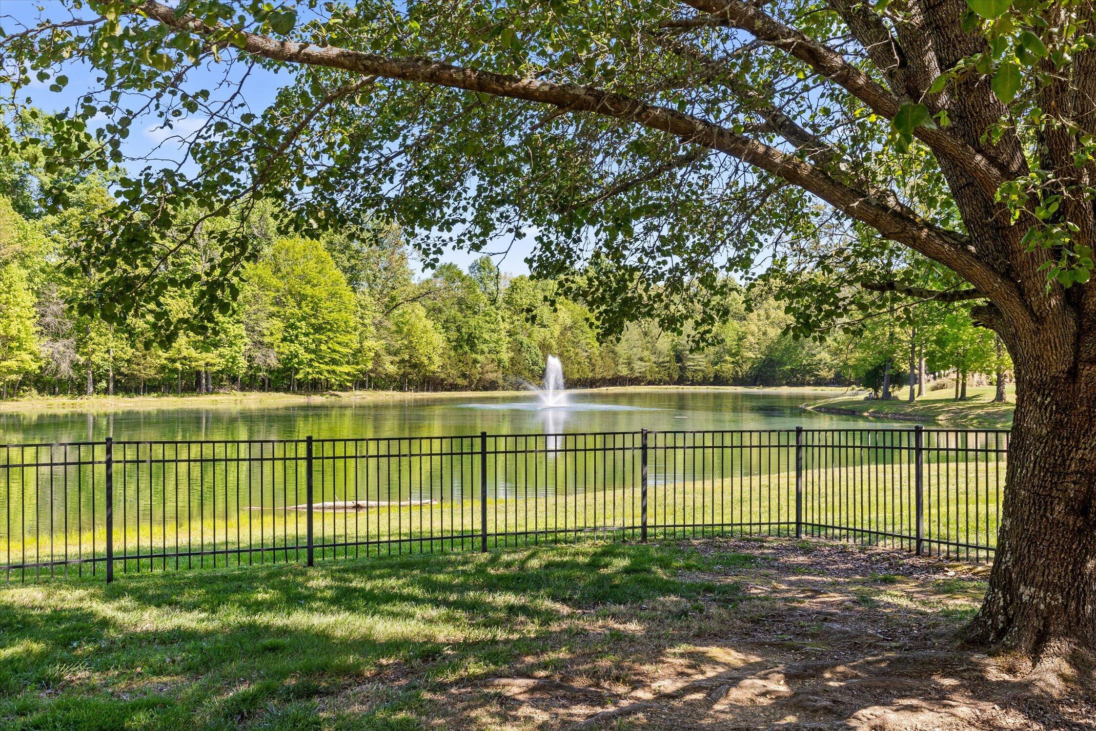 6913 Autumn Lake Trail