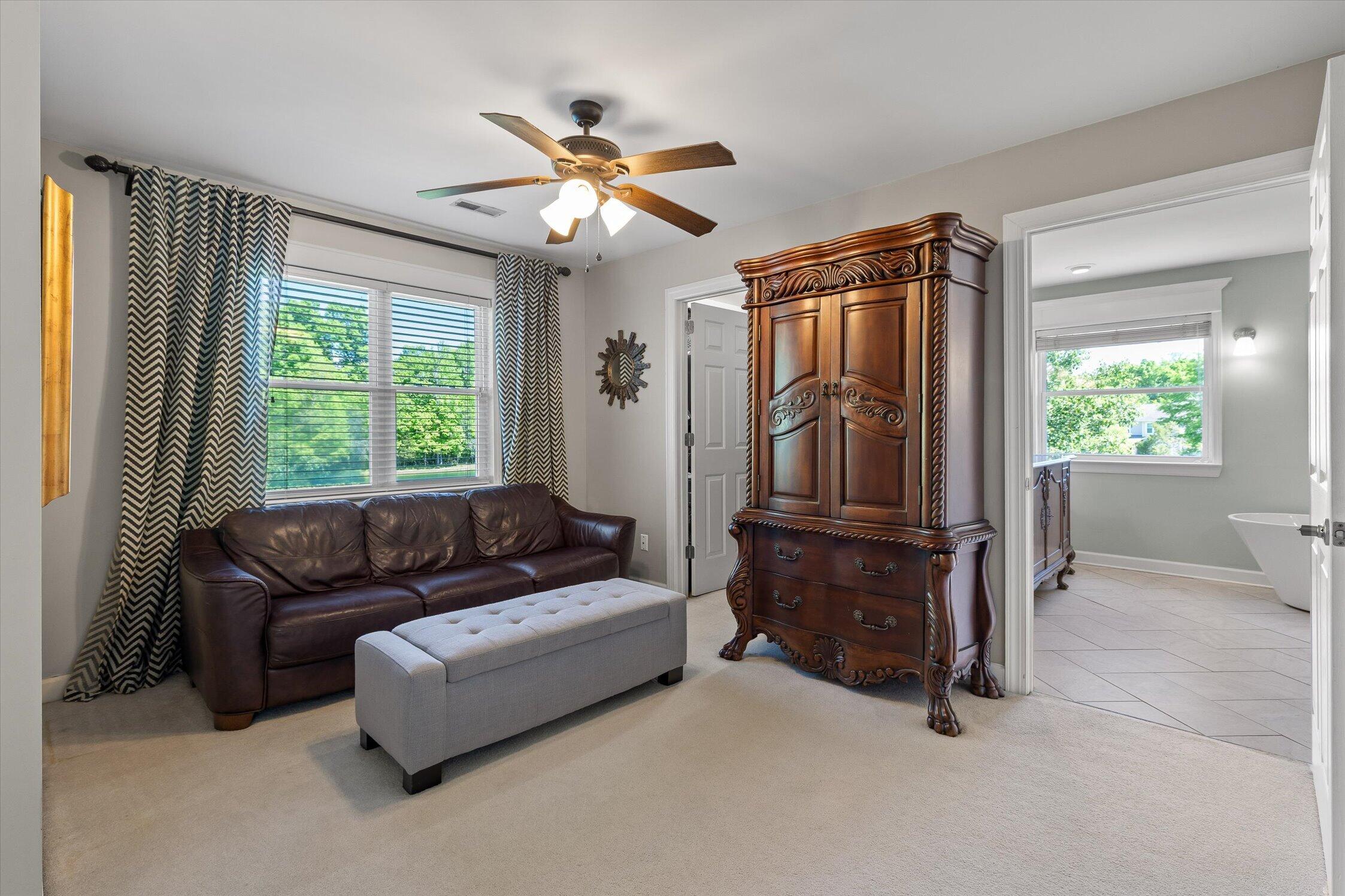 6913 Autumn Lake Trail