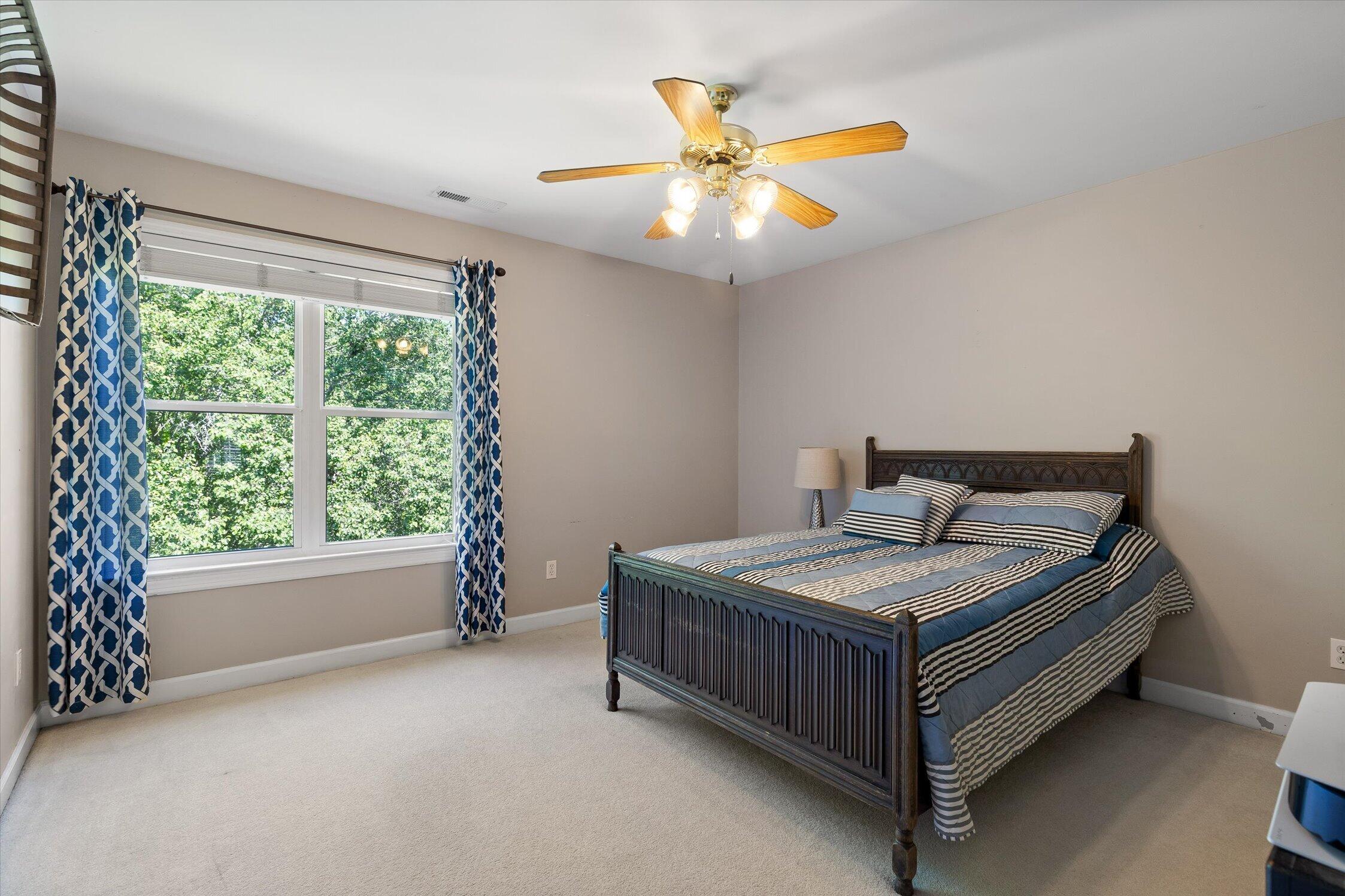 6913 Autumn Lake Trail