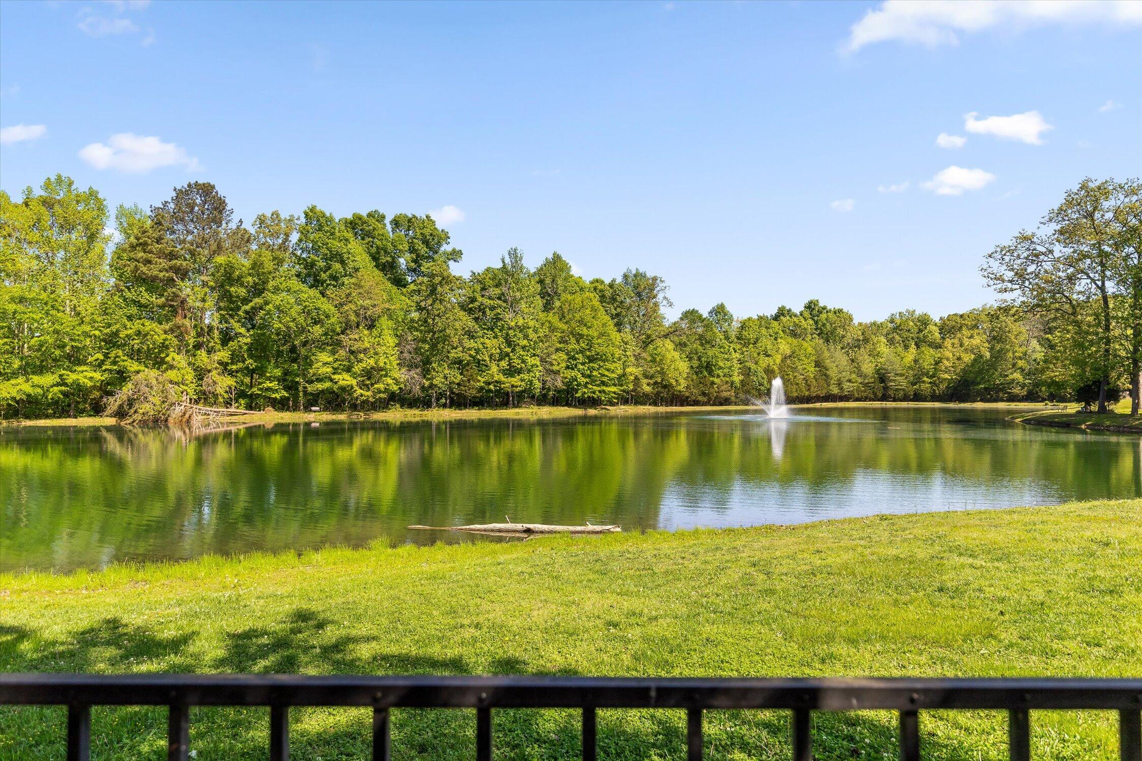 6913 Autumn Lake Trail