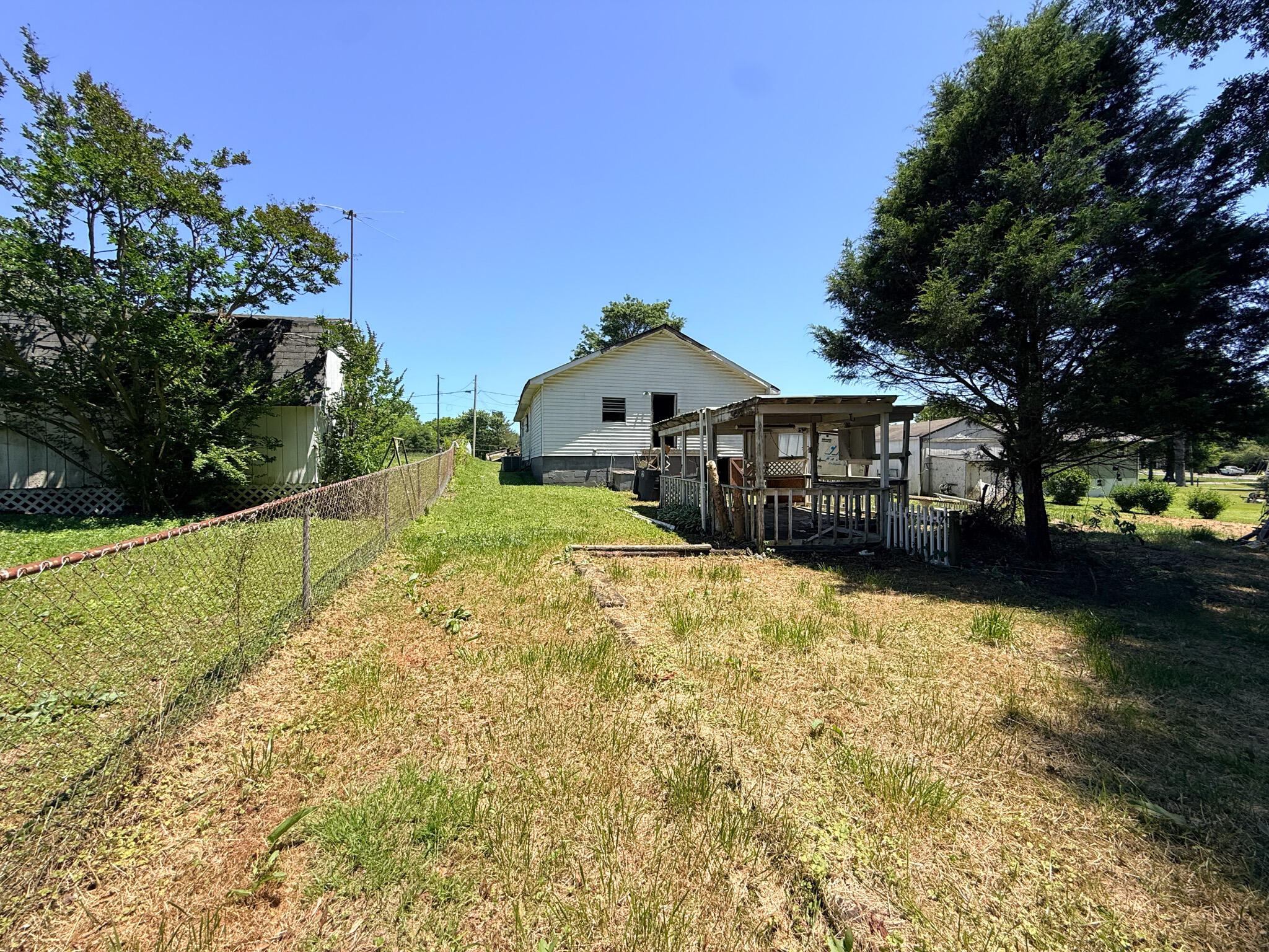 408 Chestnut Street, LaFayette