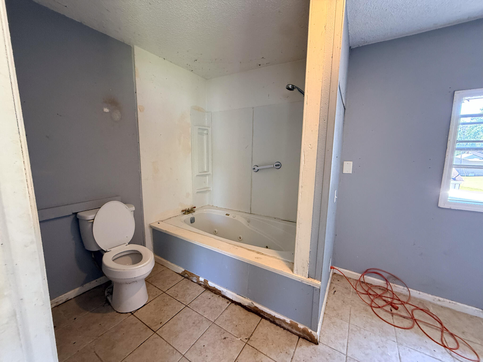 408 Chestnut Street, LaFayette