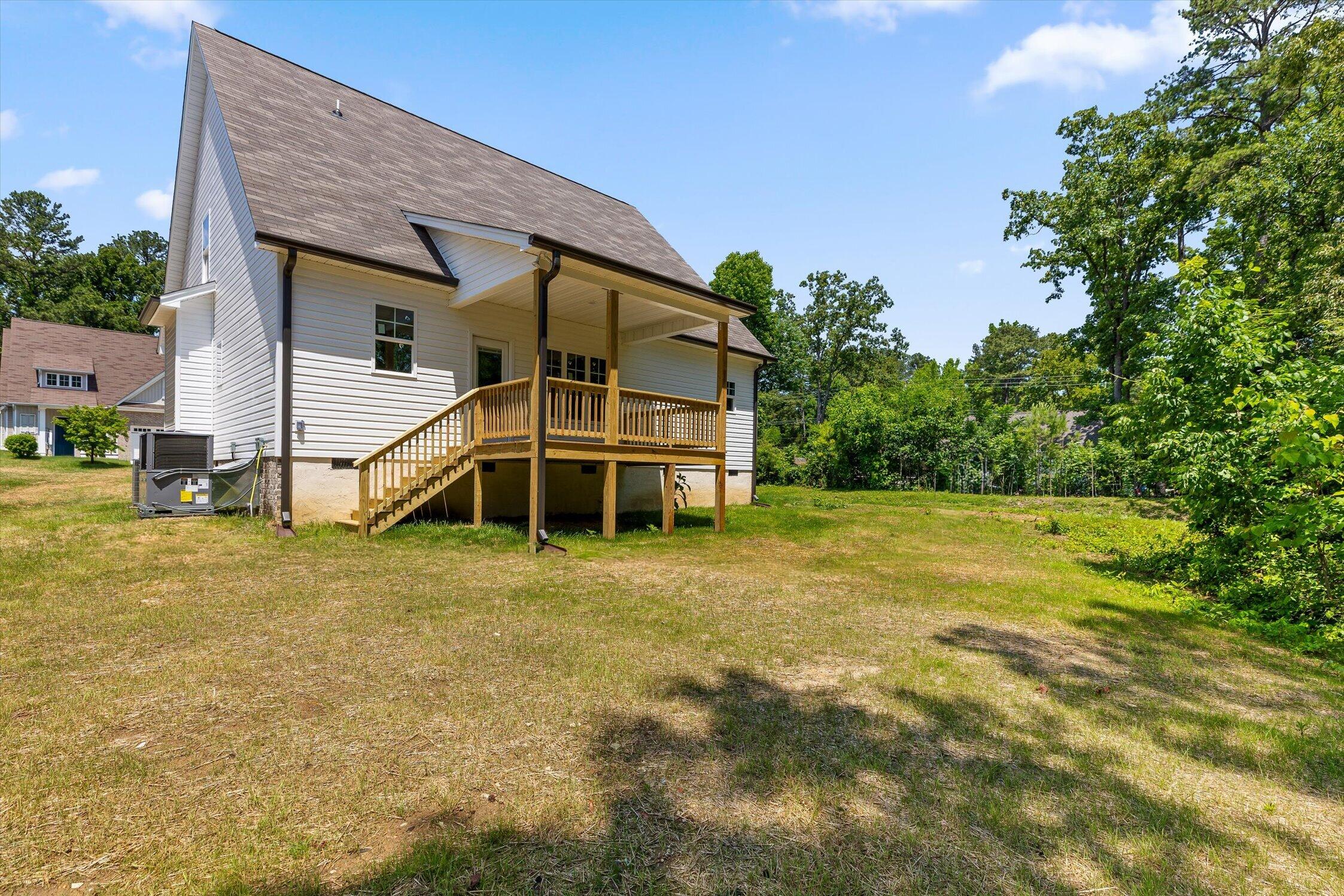 1872 Oakvale Drive
