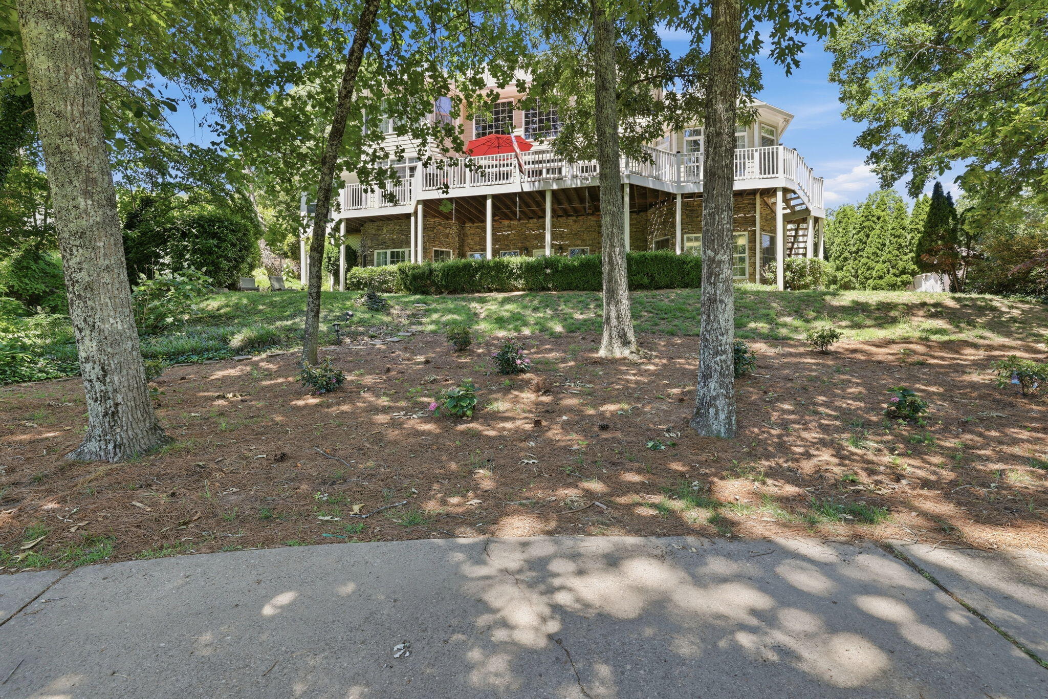 1627 Windstone Drive