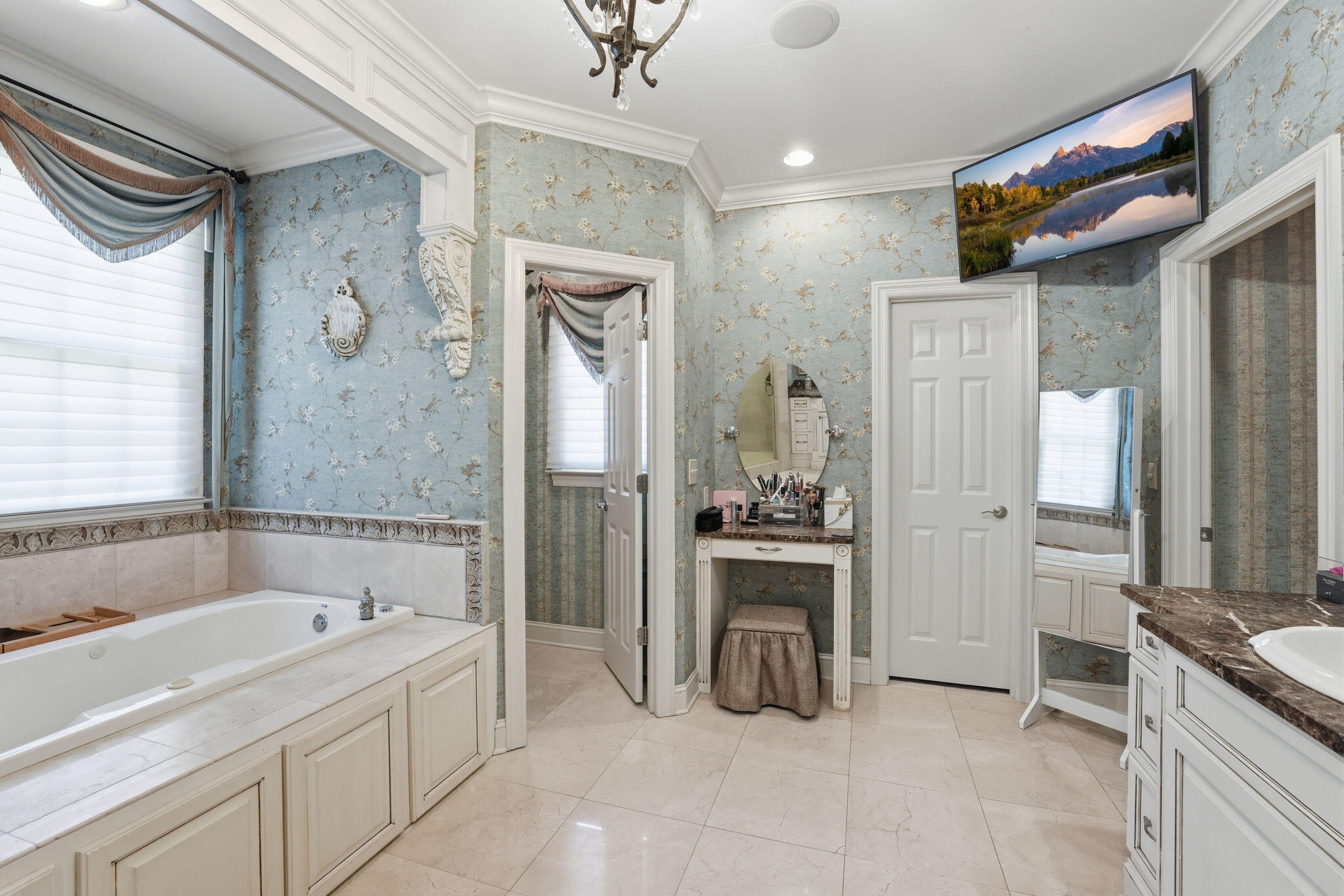1627 Windstone Drive