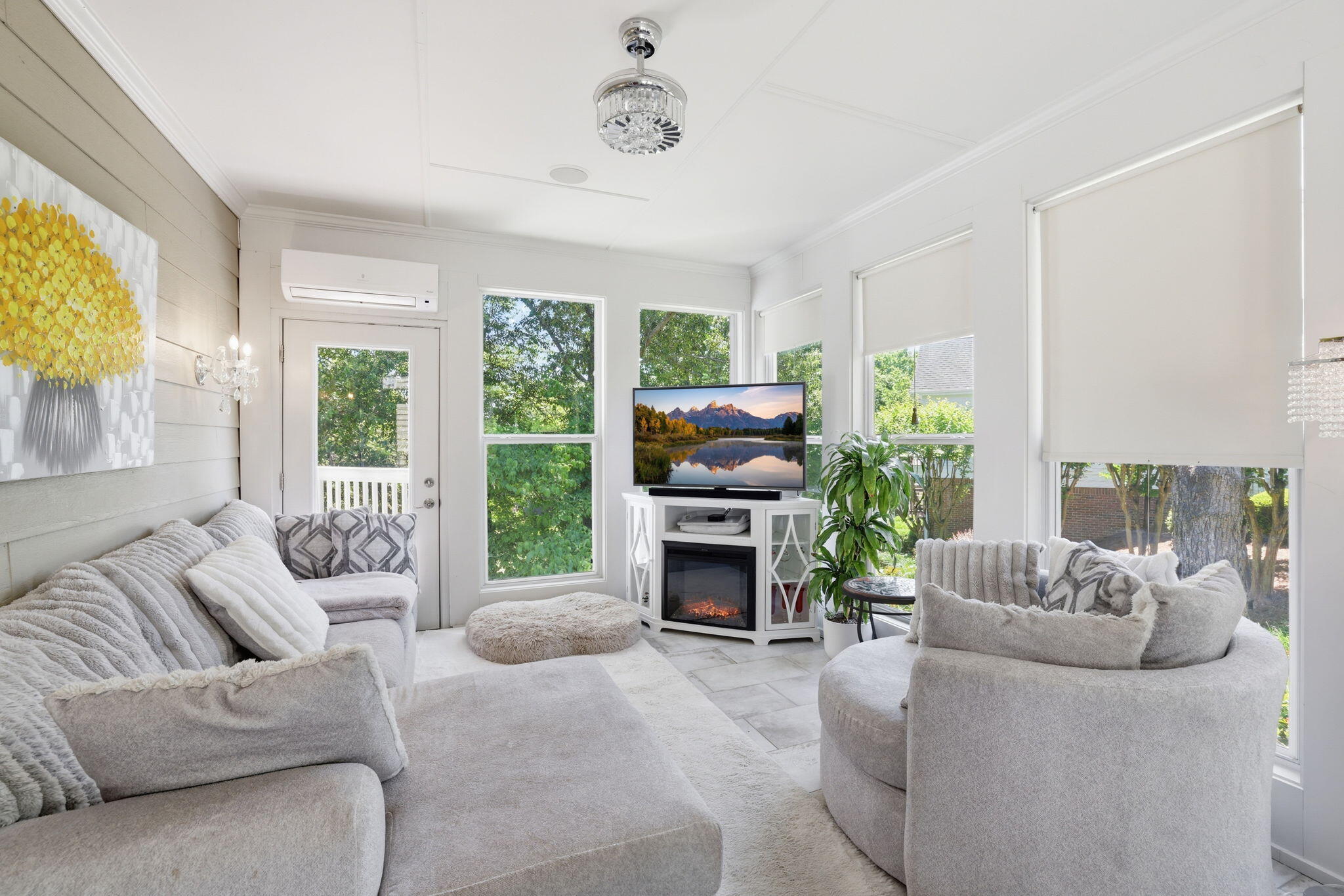 1627 Windstone Drive