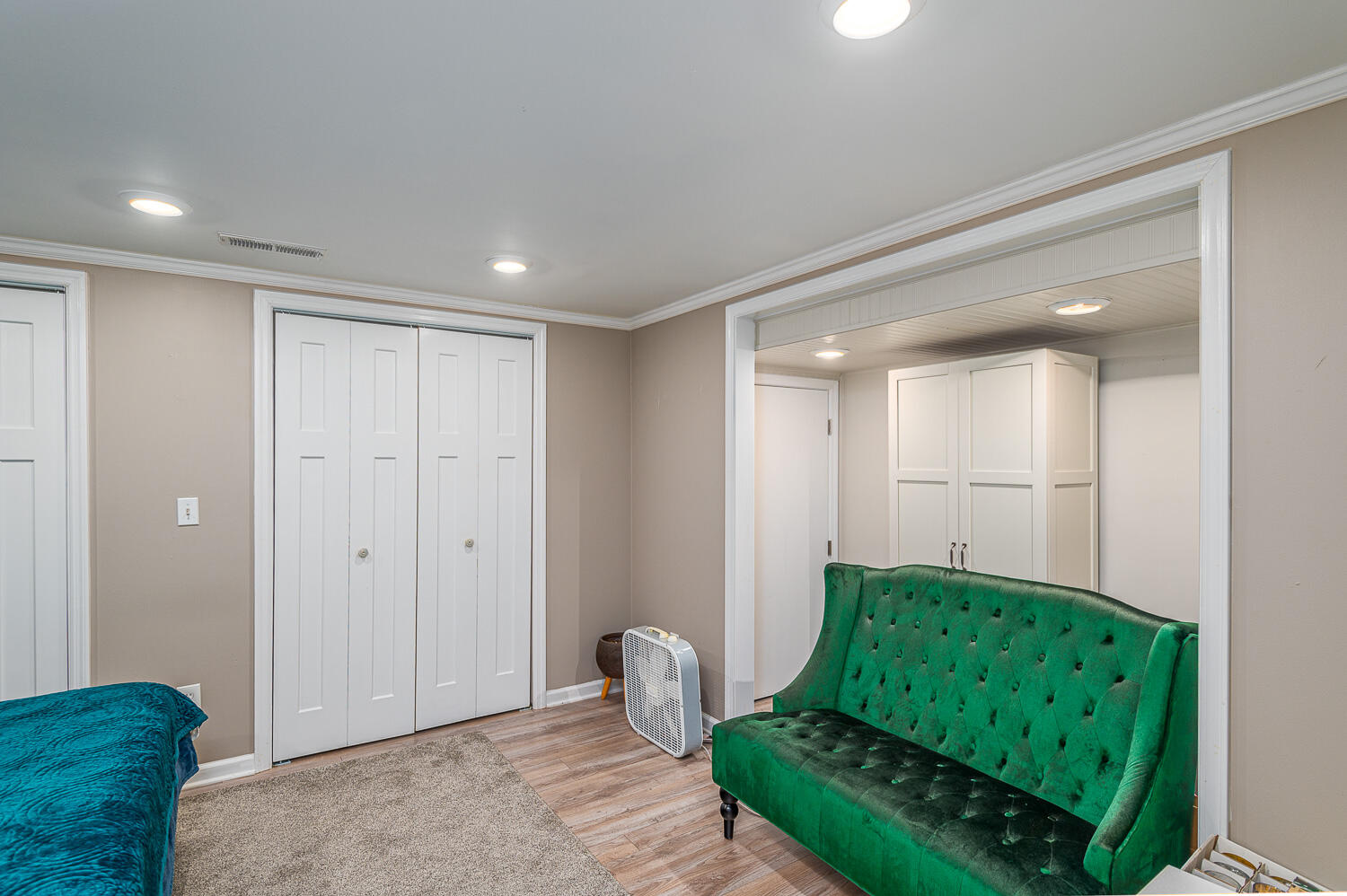 3902 Laird Lane
